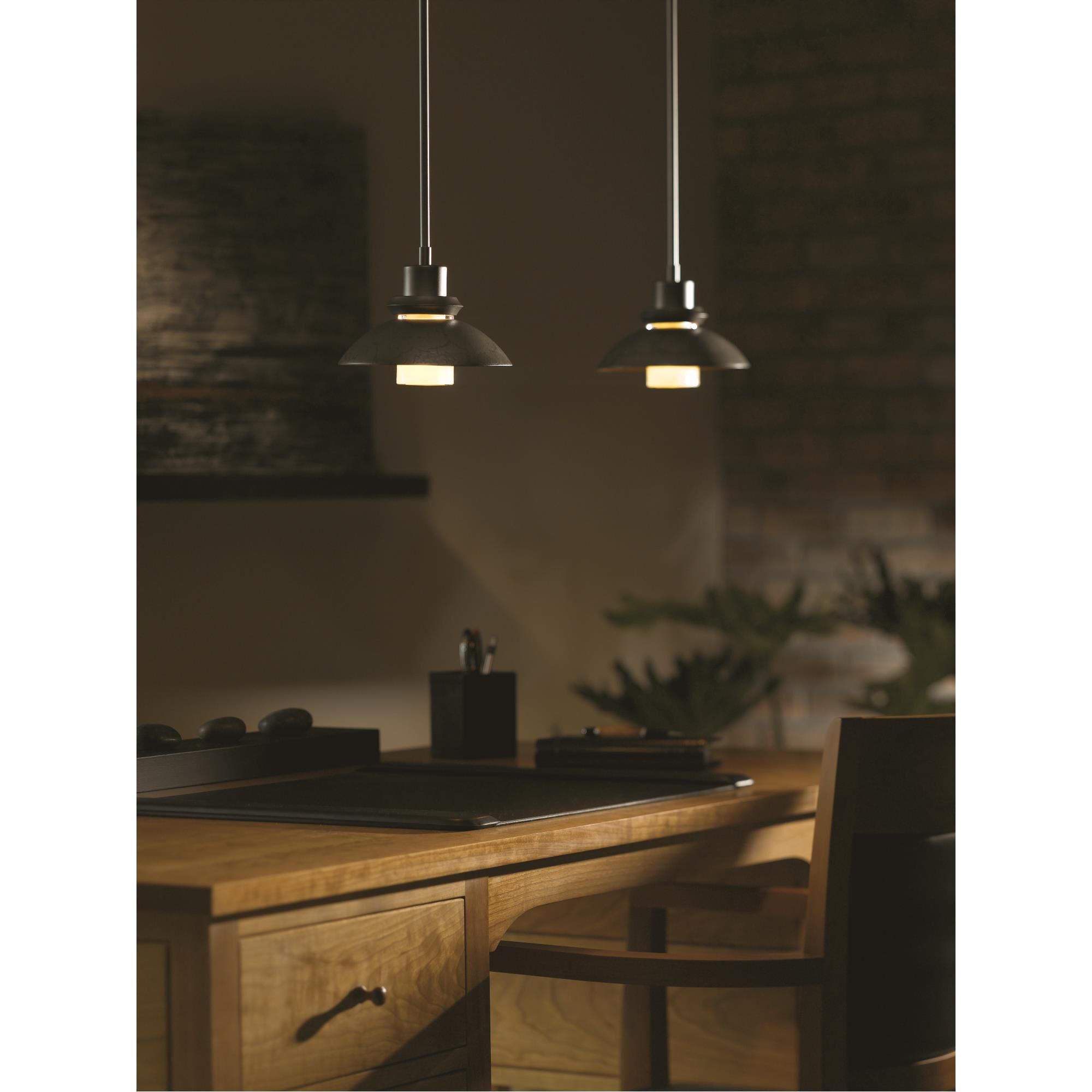 Shown in Dark Smoke finish