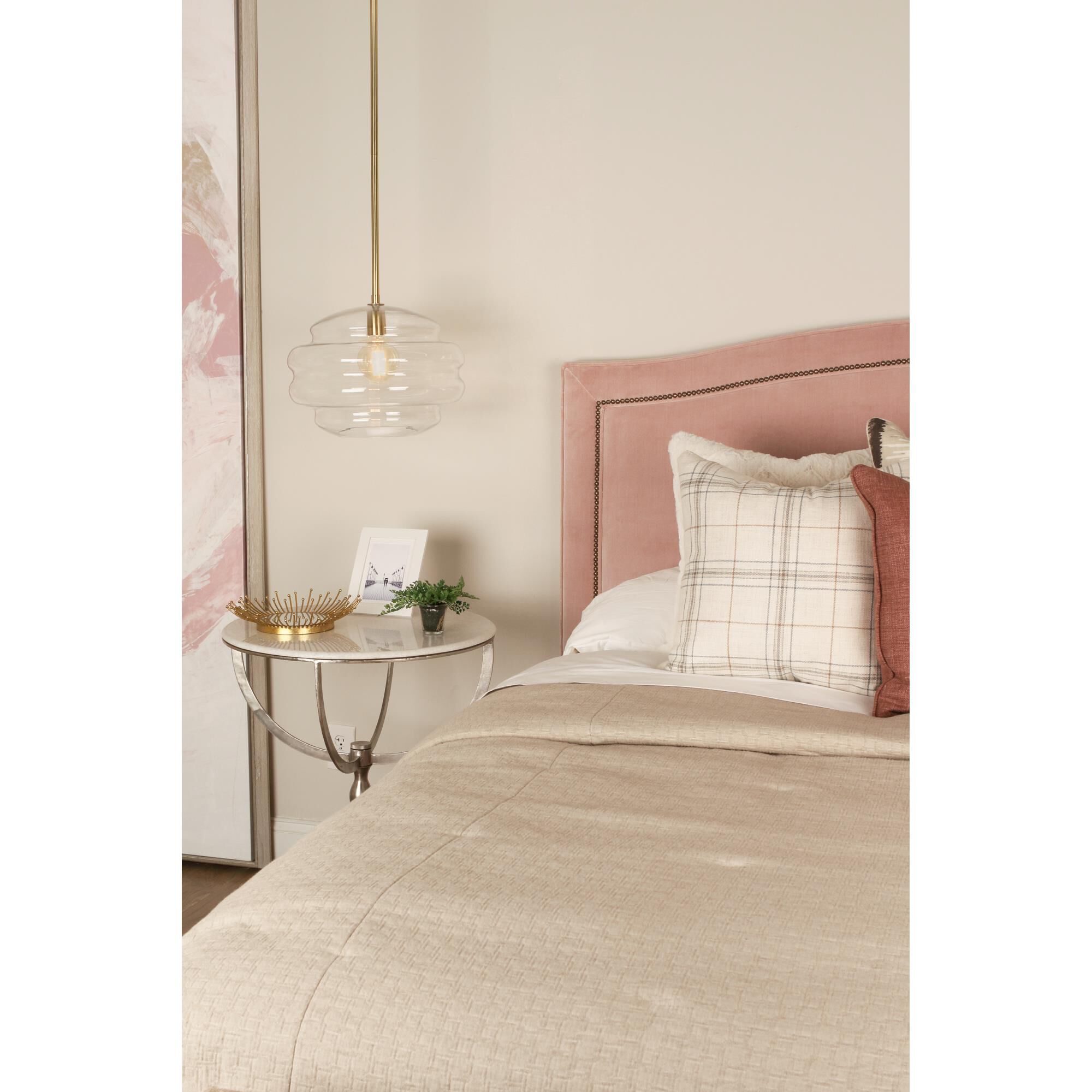 Shown in Modern Brass finish and Clear glass