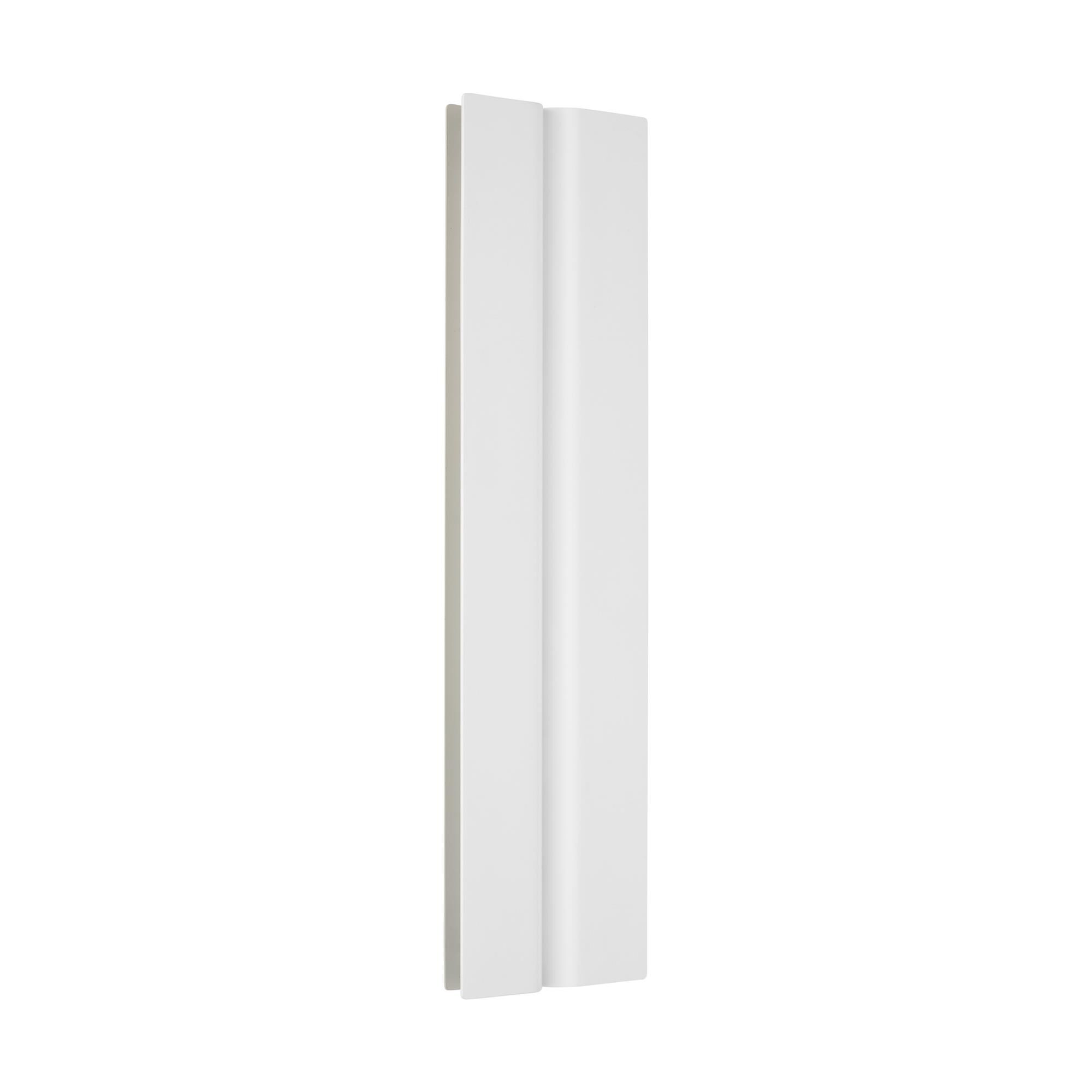 Shown in Matte White finish and Aluminum shade