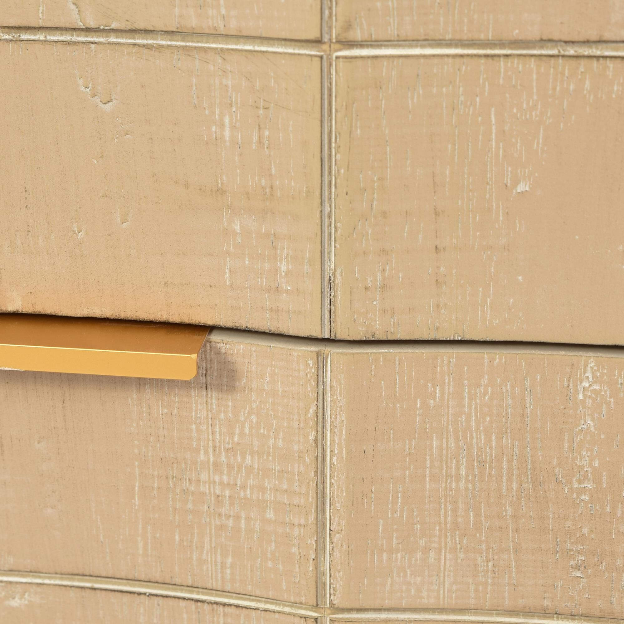 Shown in Sandstone Veil finish