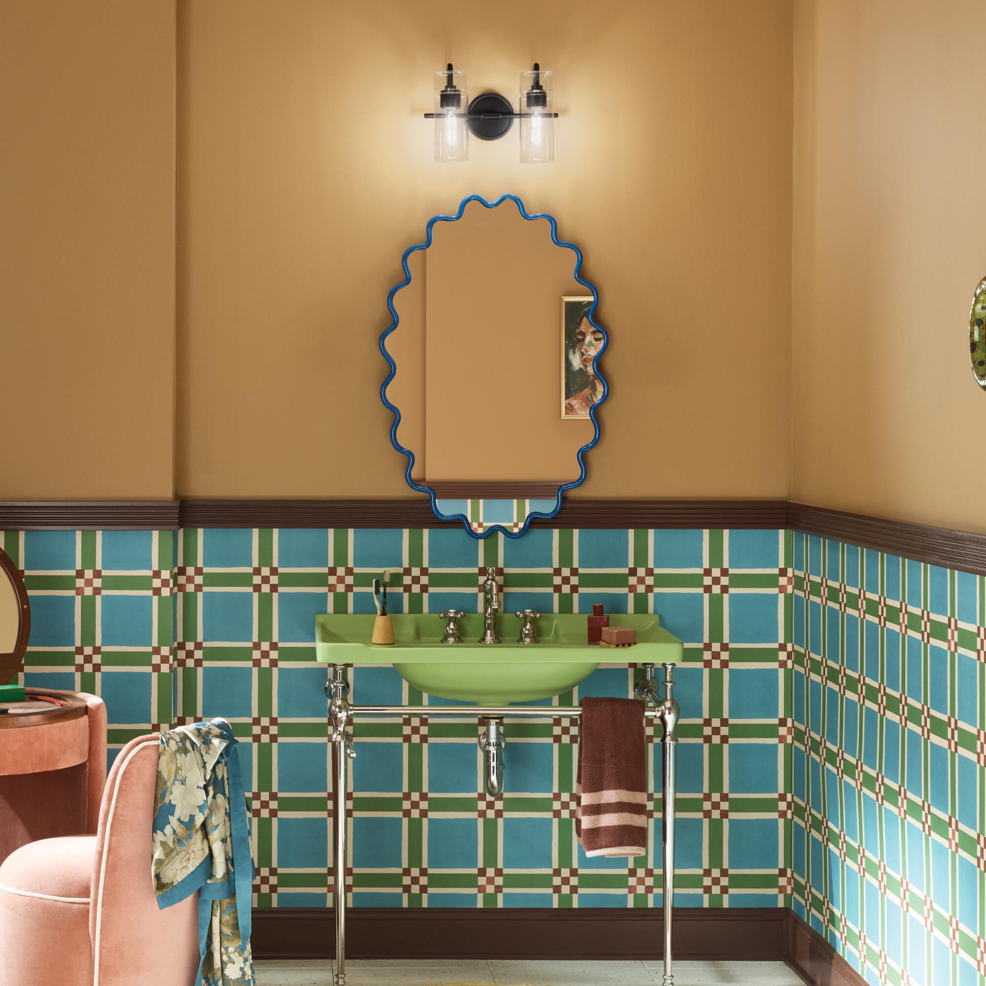 Niccol 14 Inch Bath Vanity Light by Kichler Lighting