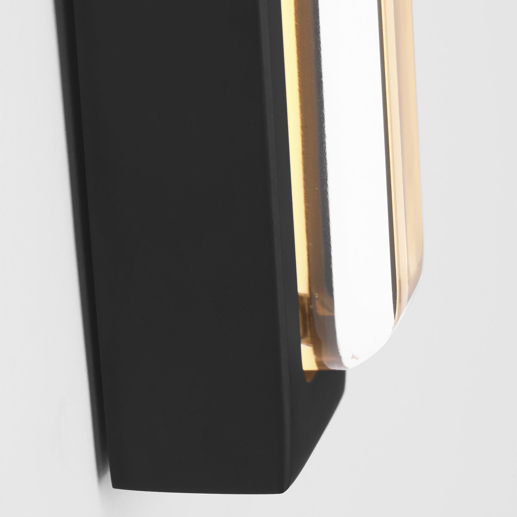 Shown in Nightshade Black finish and Clear Crystal glass