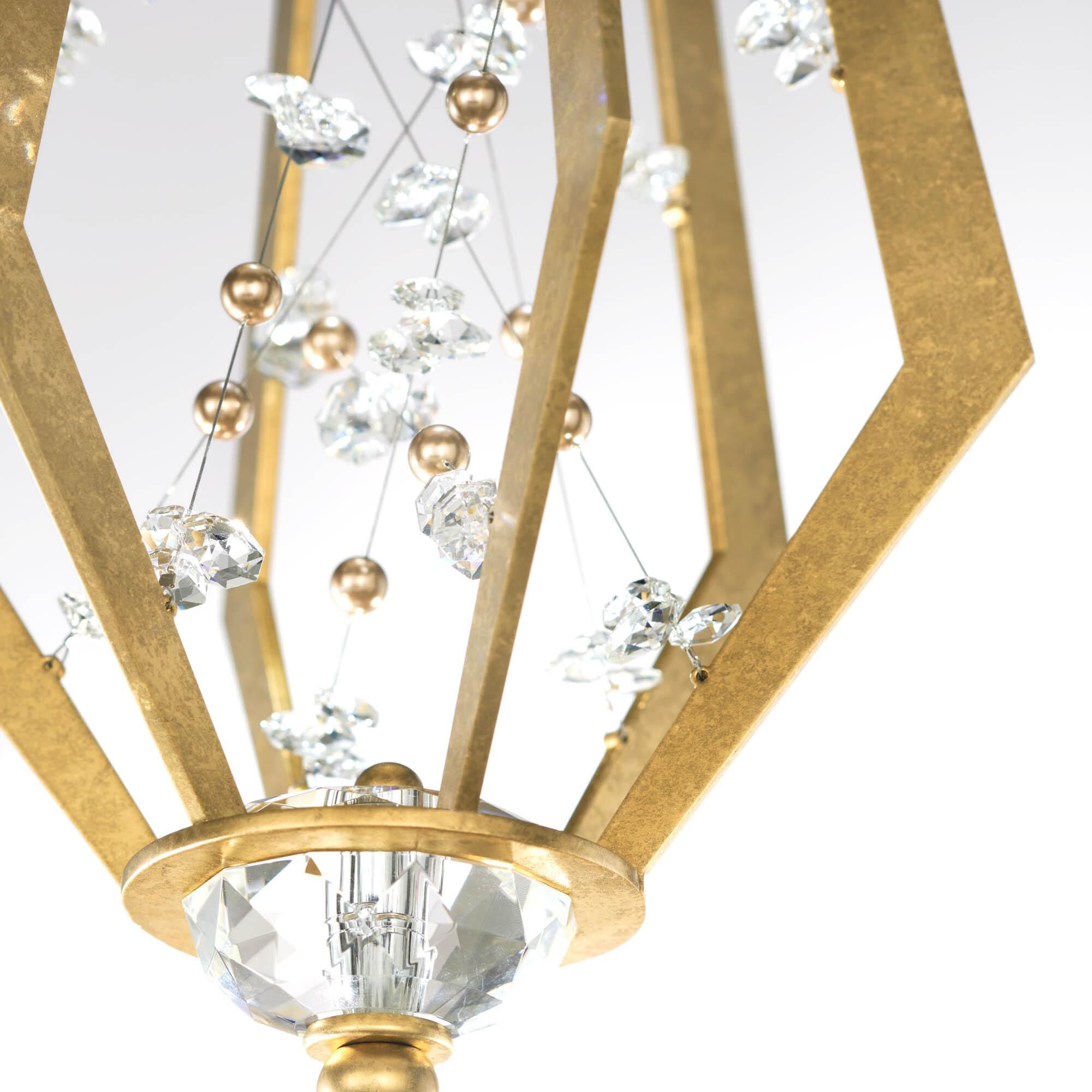 Shown in Heirloom Gold With Gold Pearl finish and Radiance crystal and Crystal glass