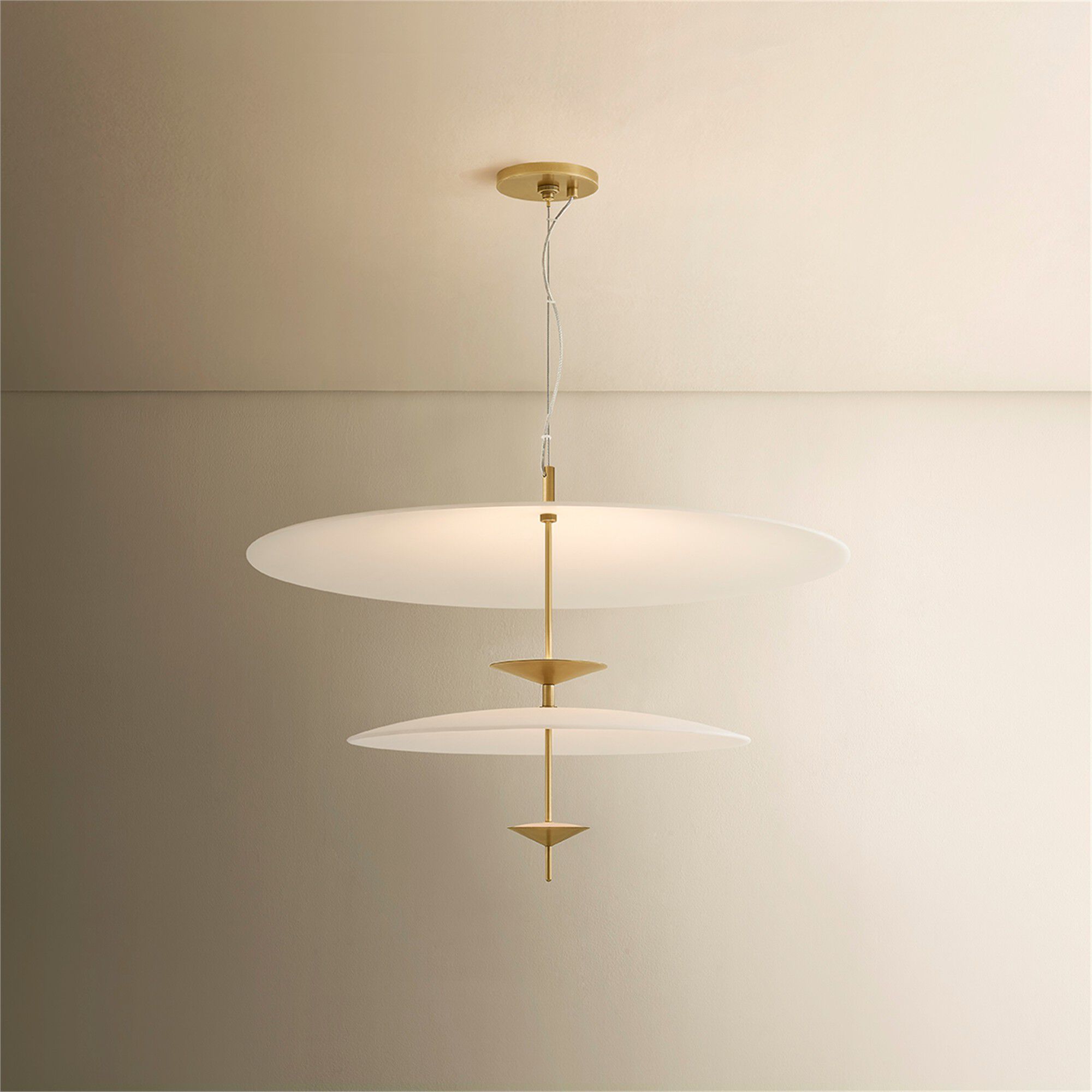 Moleculis Medium Pendant Light,