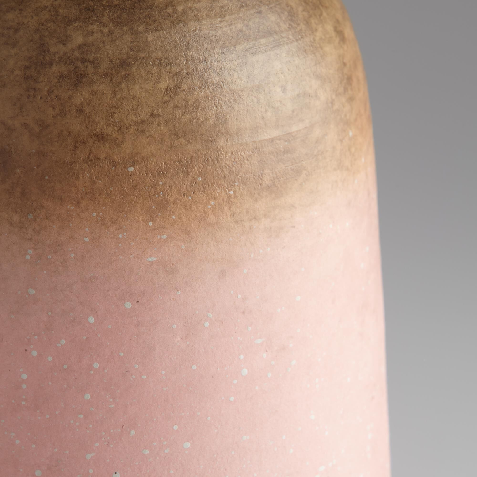 Large Sandy Vase Vase-Urn by Cyan Designs