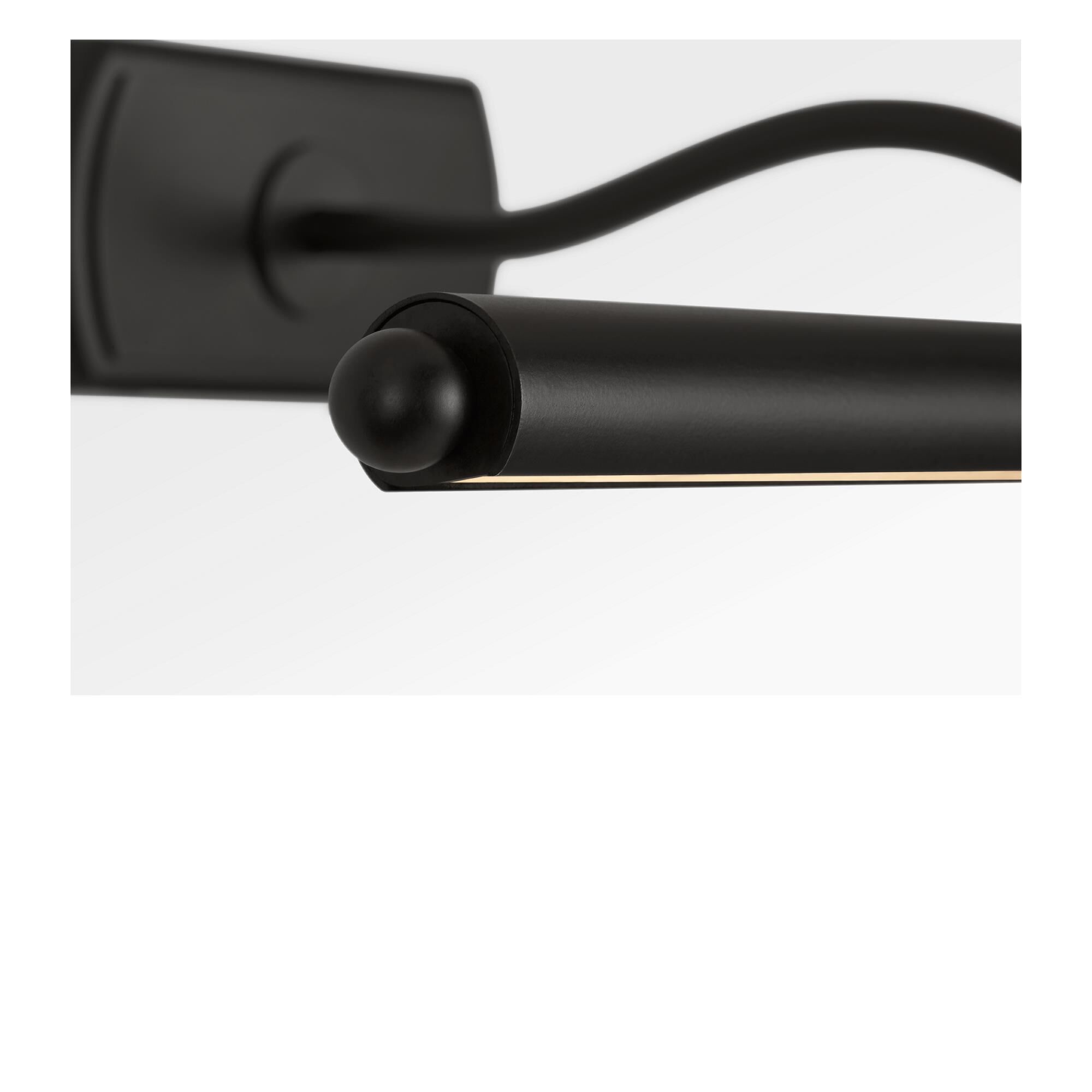 Chapman And Myers Lamont 19 Inch Picture and Display Light by Visual Comfort Studio Collection