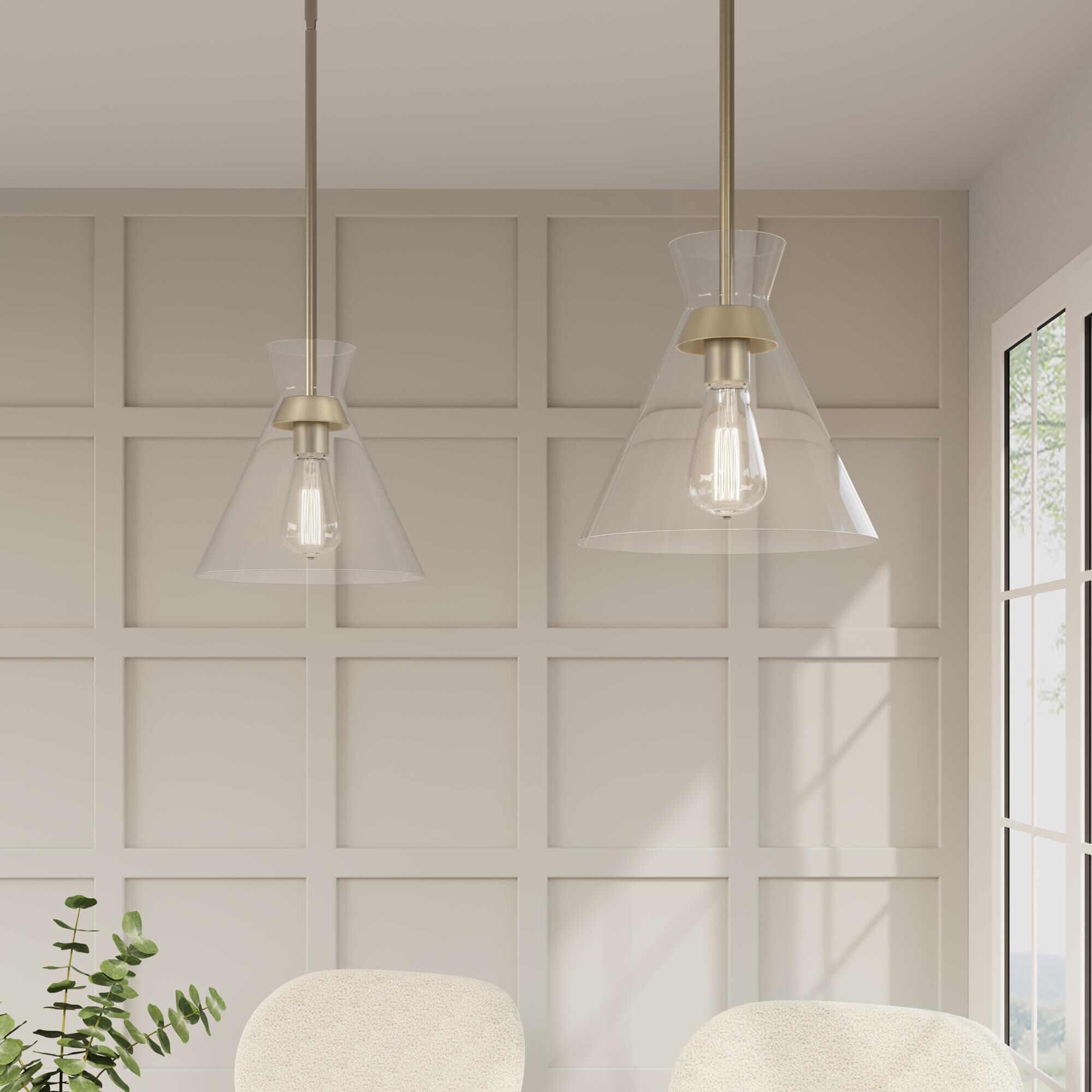 Shown in Modern Gold finish and Clear glass