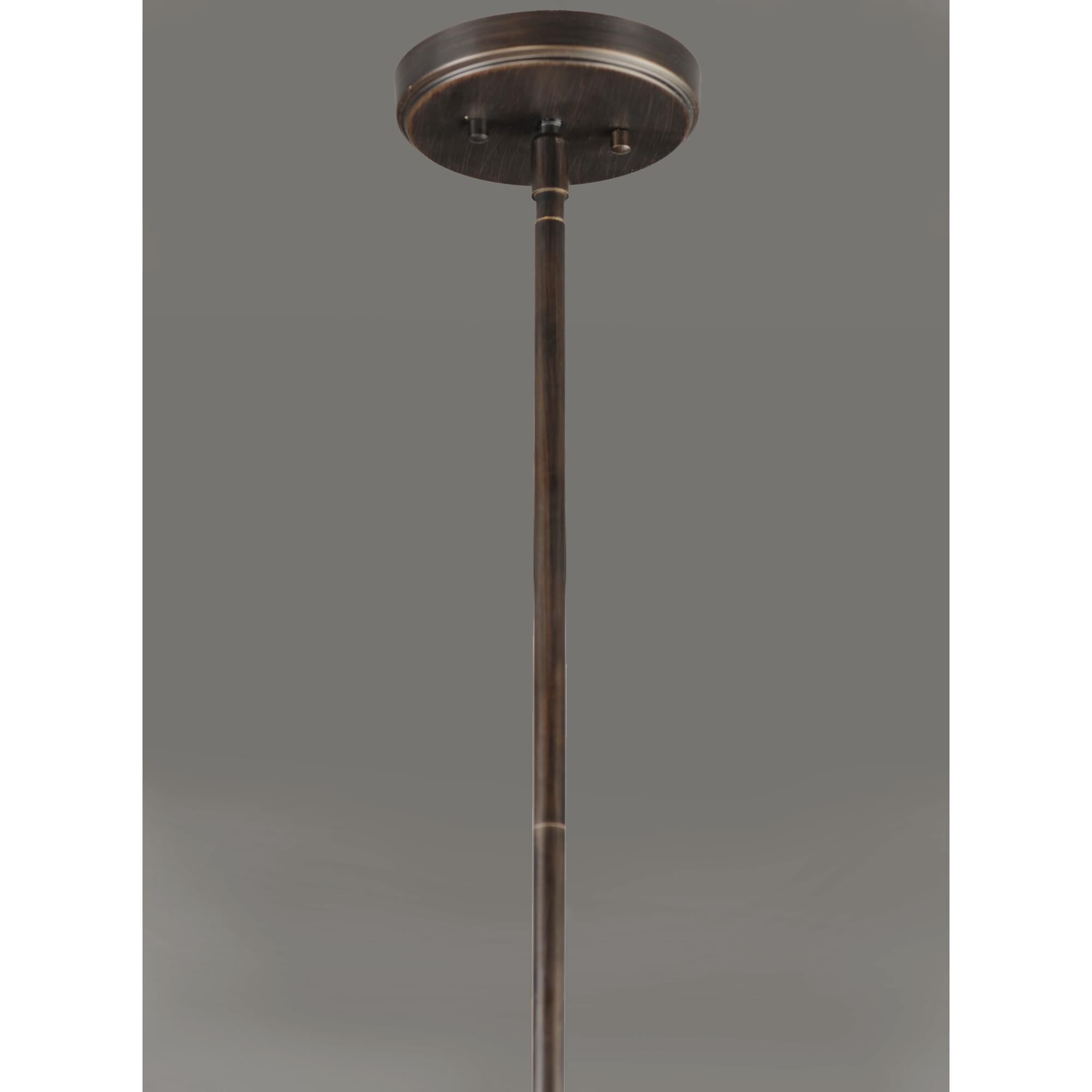 Shown in Chestnut Bronze finish and Clear glass