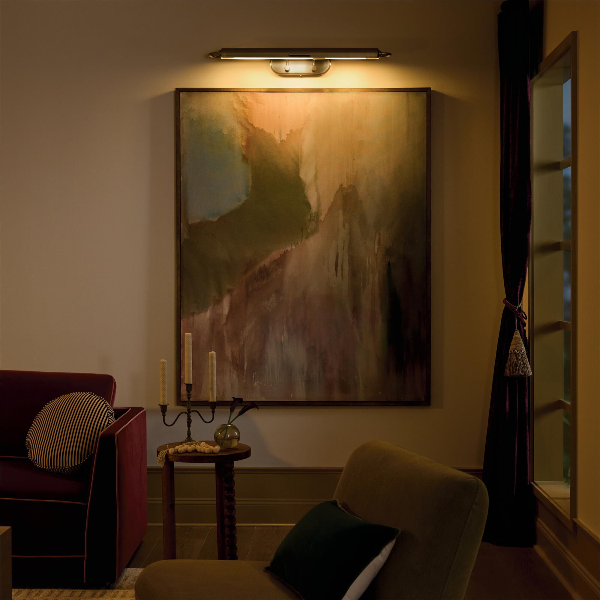 Shown in Champagne Bronze finish and Metal shade