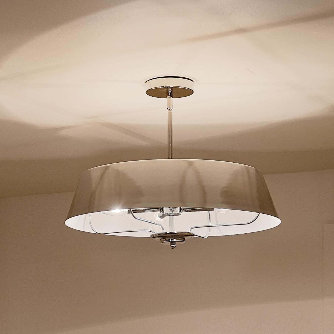 Shown in Polished Nickel finish and Metal shade