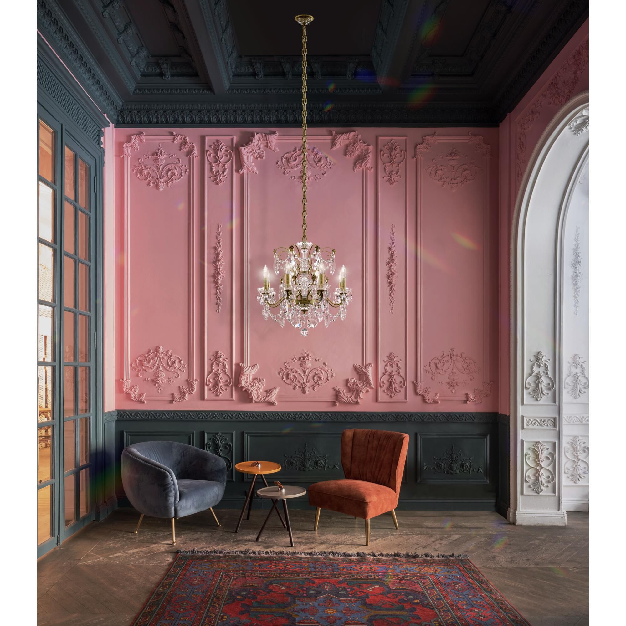 Shown in Moonstone finish and Clear Heritage crystal