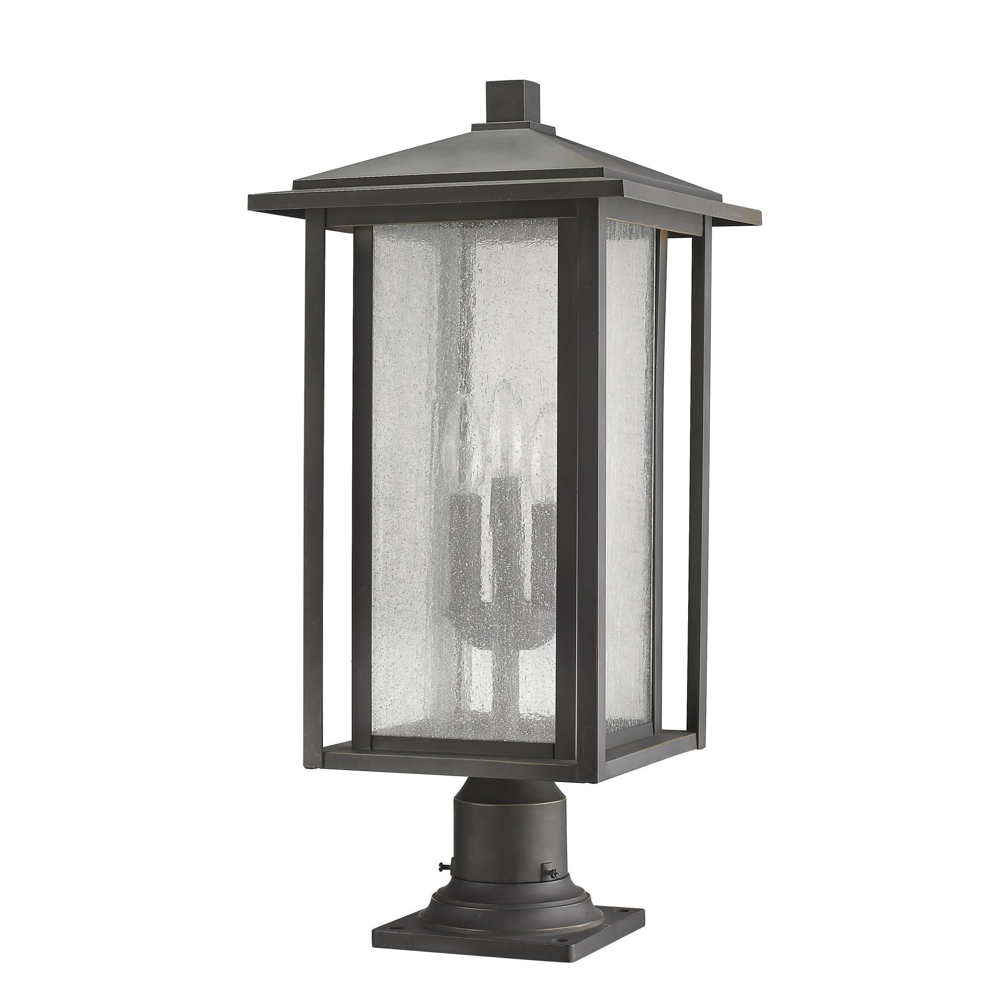 Shown in Oil Rubbed Bronze finish and Glass shade