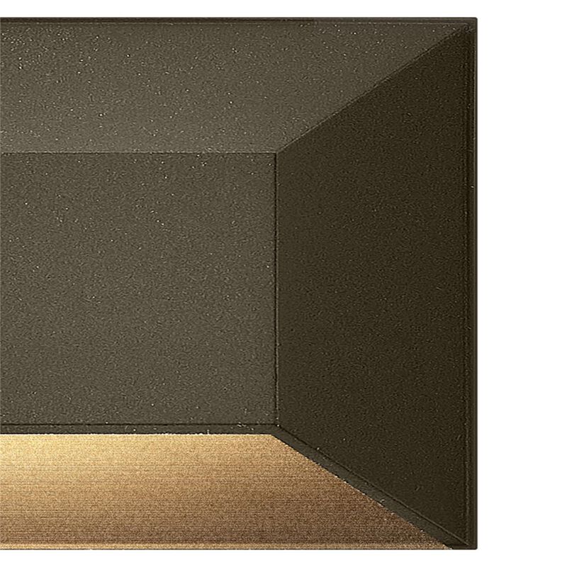 Nuvi 8 Inch Deck Light by Hinkley