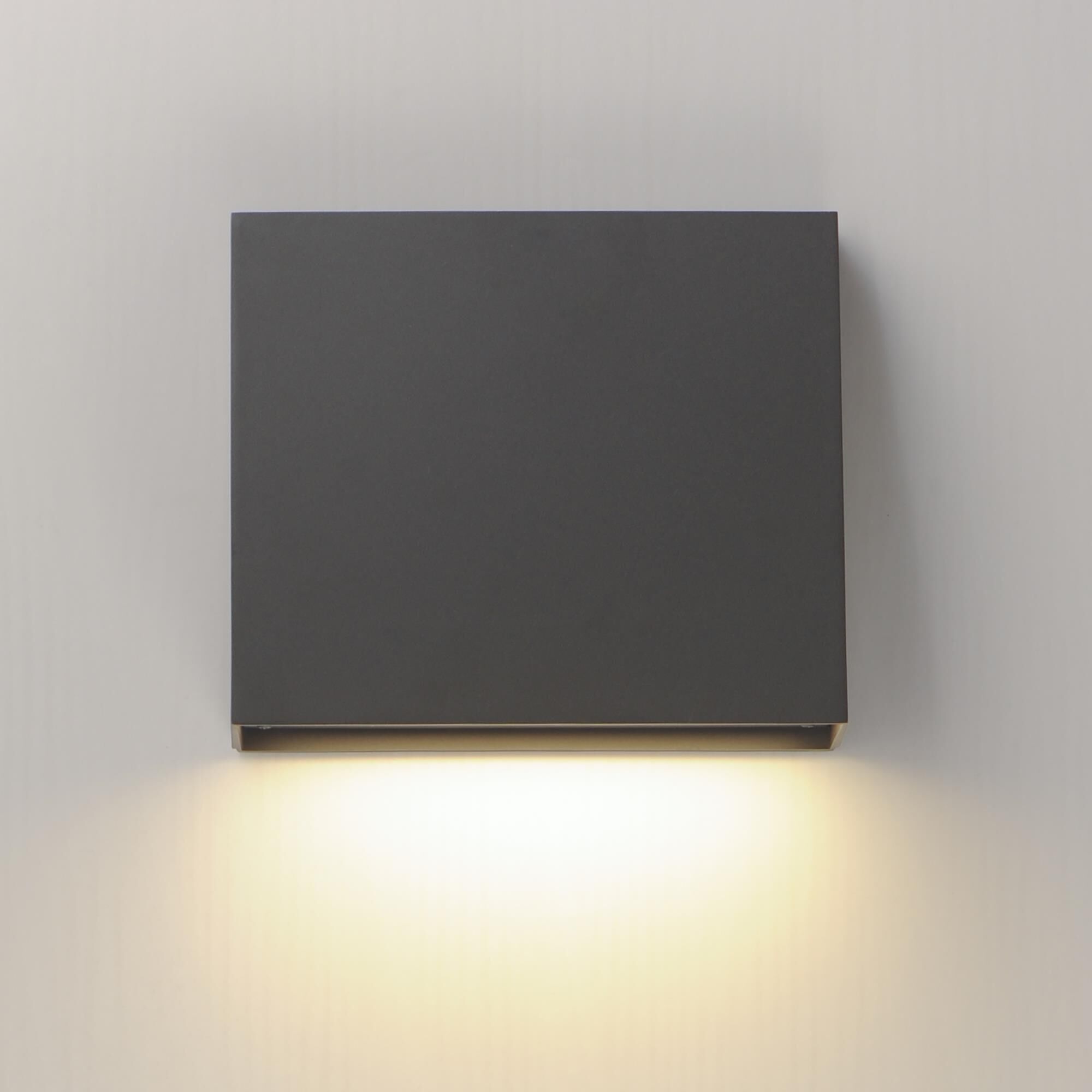 Pathfinder 8 Inch Outdoor Wall Light by Maxim Lighting