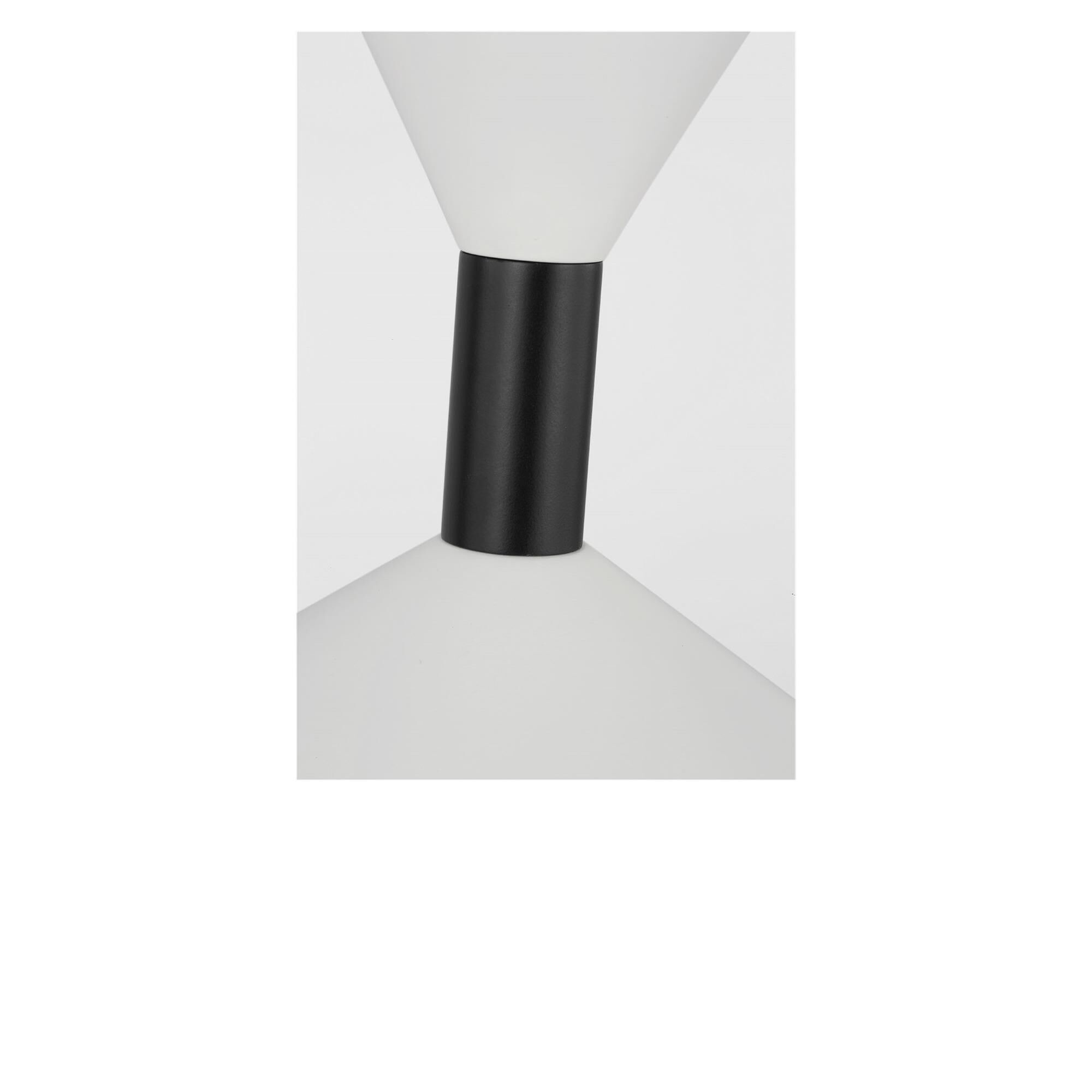 Shown in Midnight Black finish and Metal shade