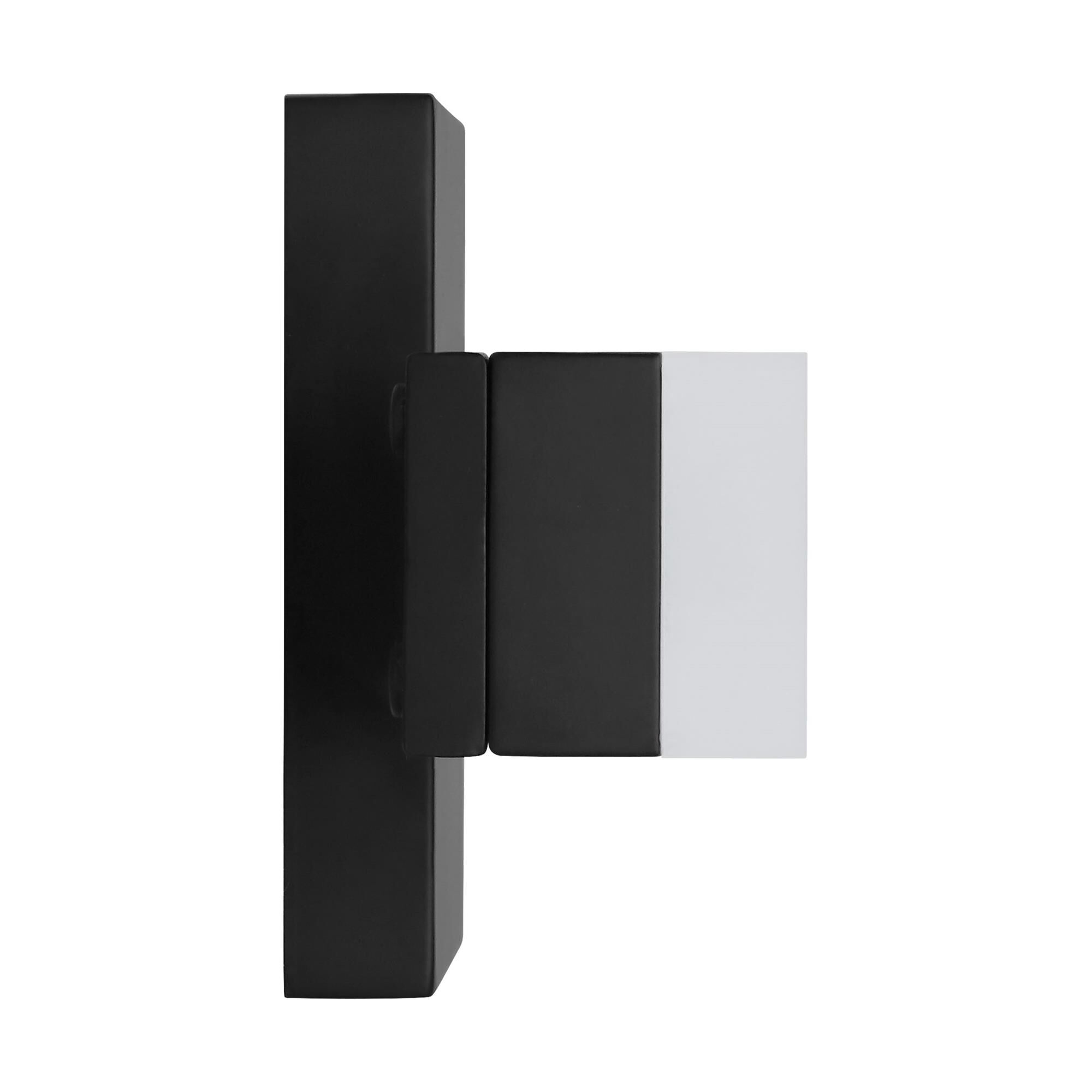 Shown in Midnight Black finish