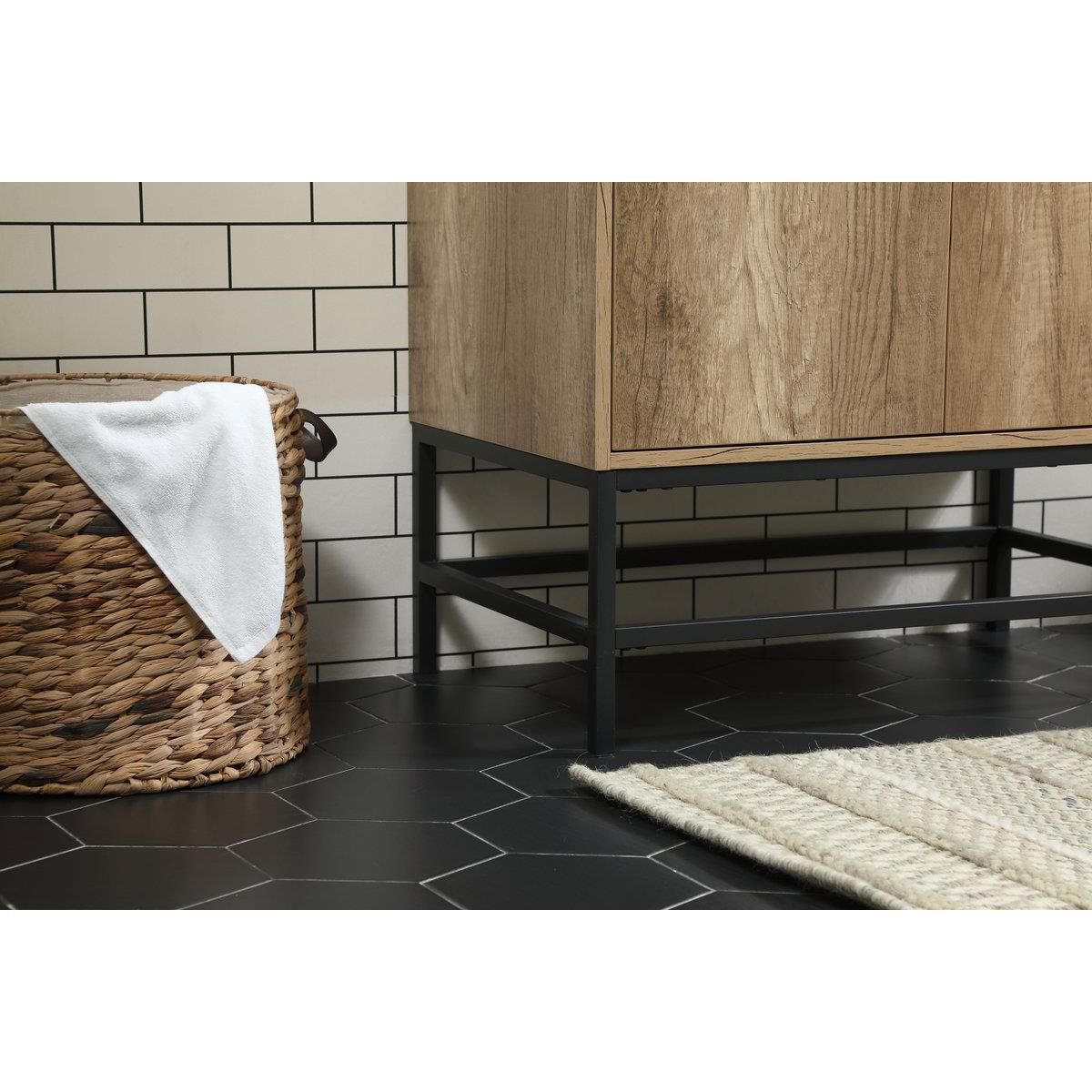Shown in Natural Oak finish and Without Backsplash accent