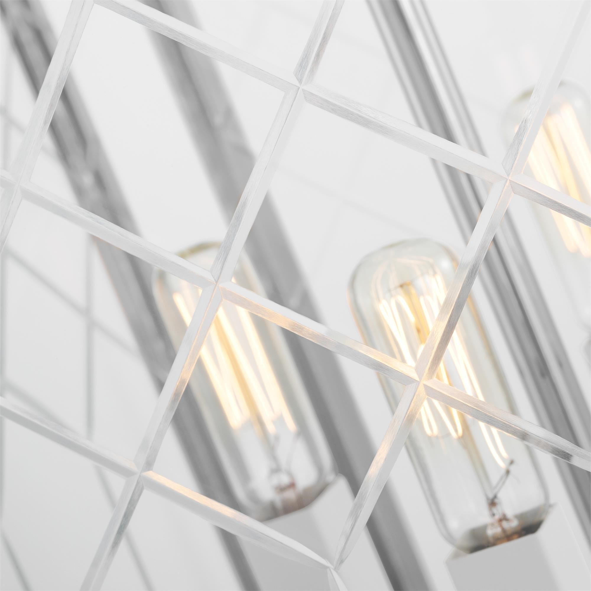 Shown in Polished Nickel finish and Clear With Diamond Cut Pattern glass