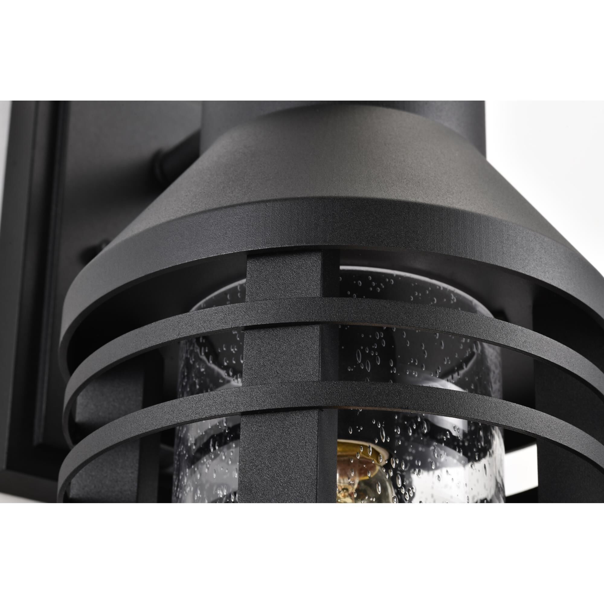 Shown in Matte Black finish and Clear Seeded glass