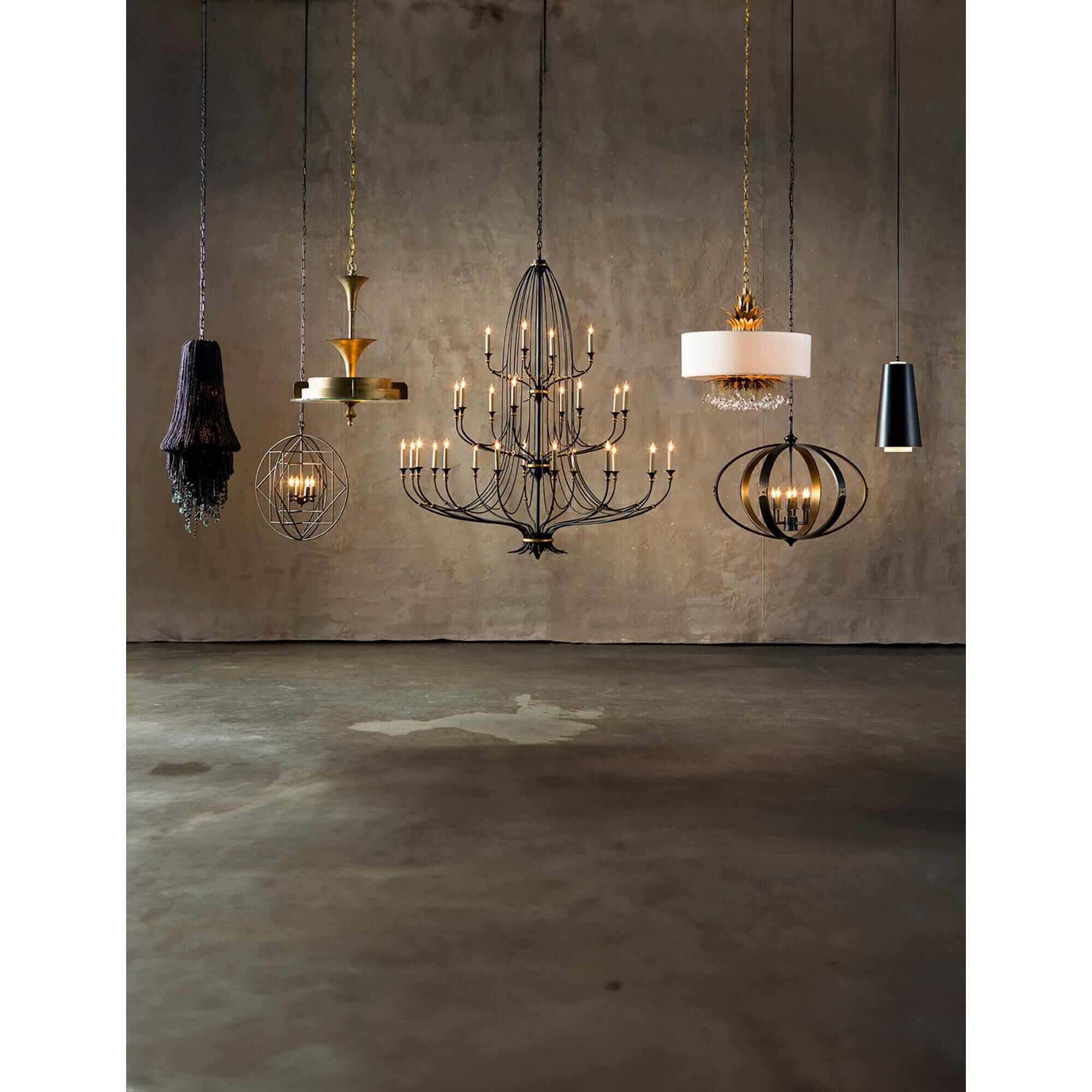 Shown in French Black/Gold Leaf finish