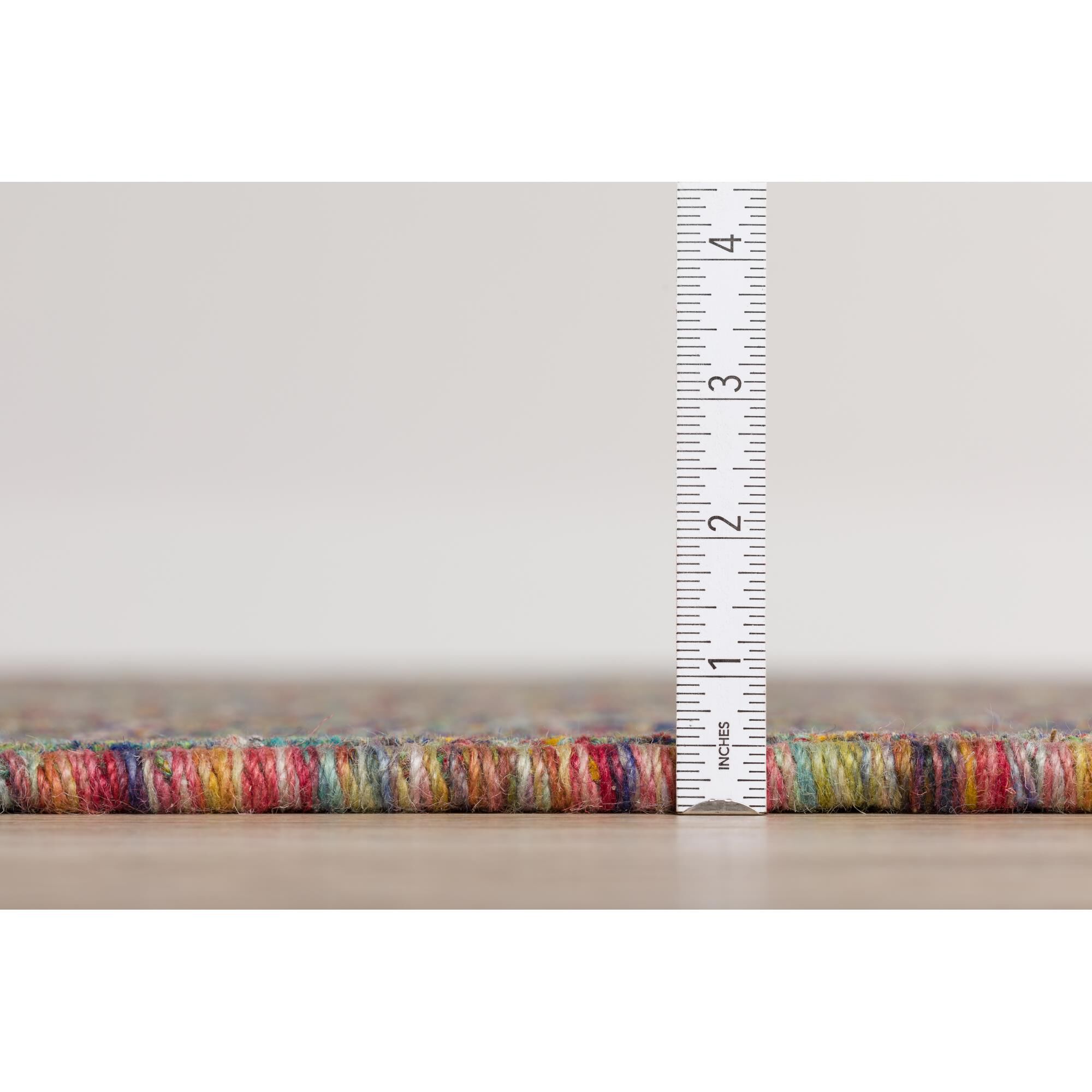 Shown in Loop & Tip Sheared finish