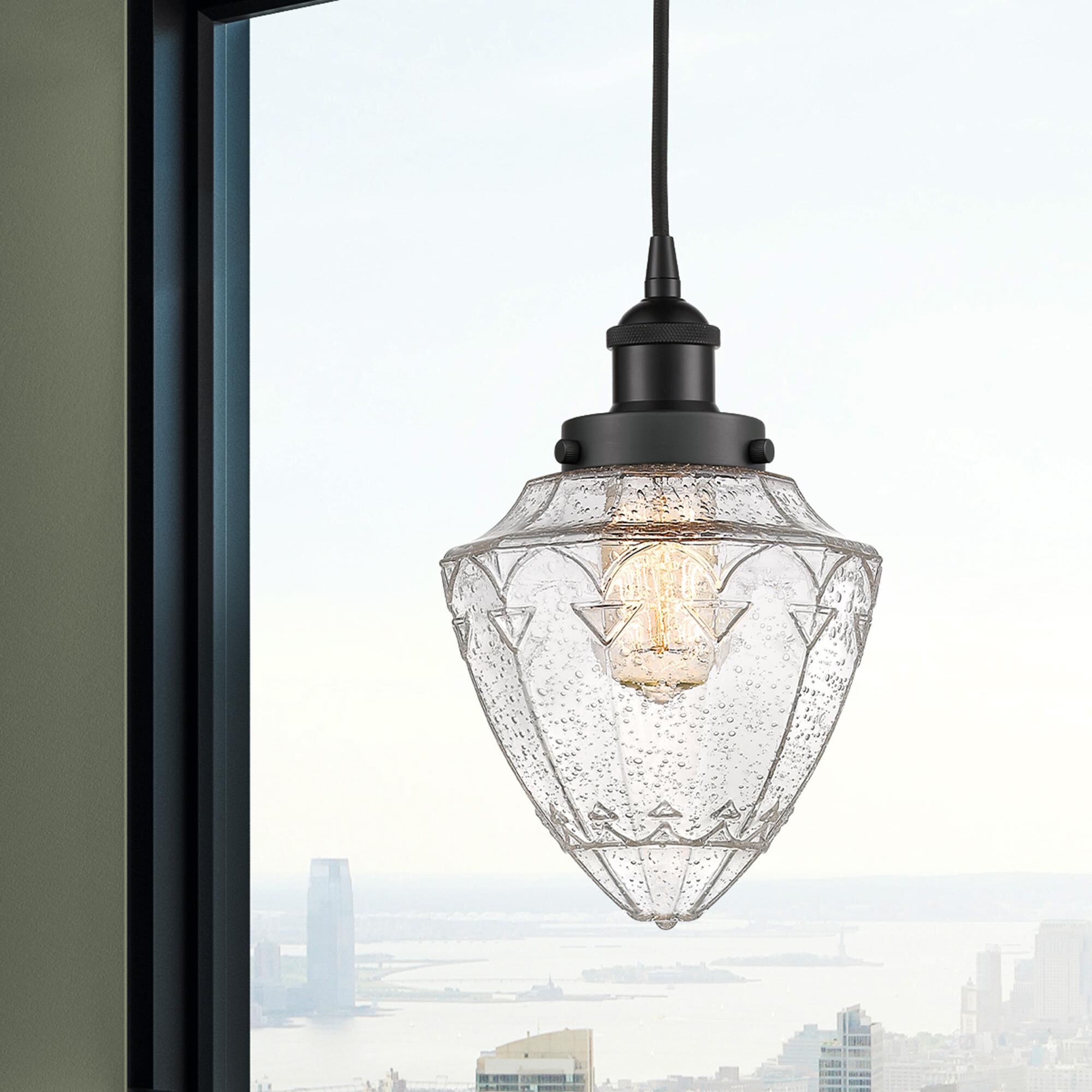 Shown in Matte Black finish and Seedy Small Bullet glass