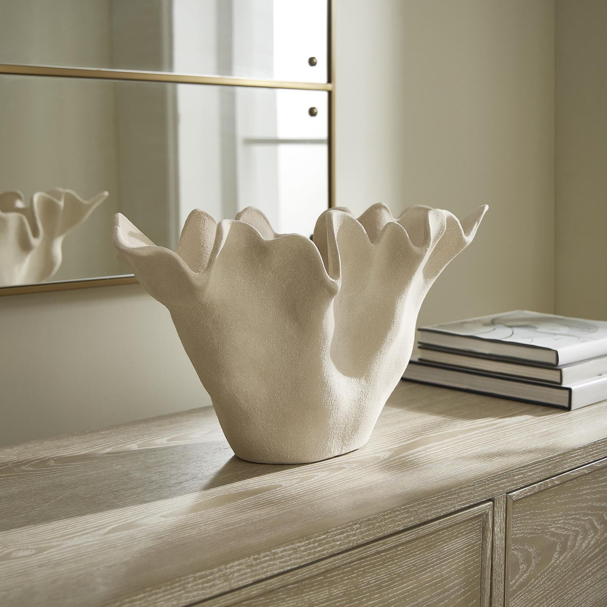 Shown in Brown and White finish