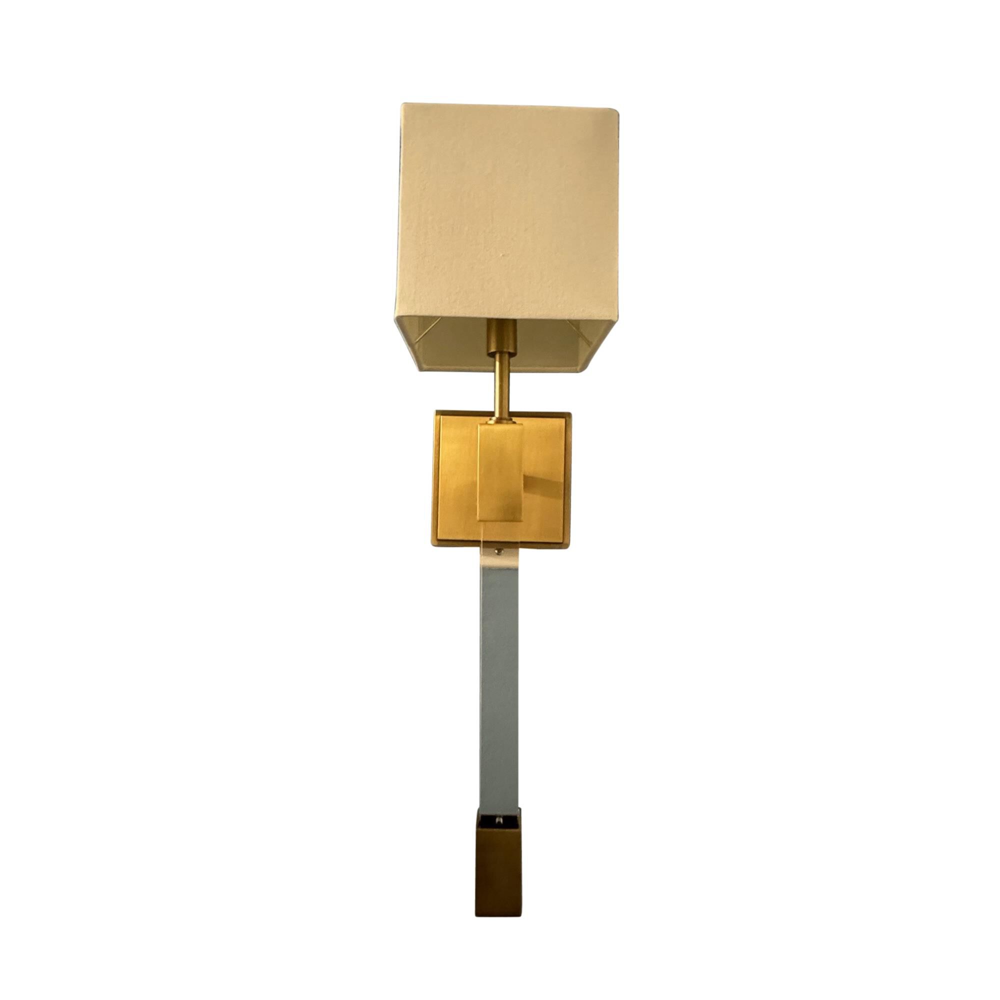 23 Inch Wall Sconce by House of Troy