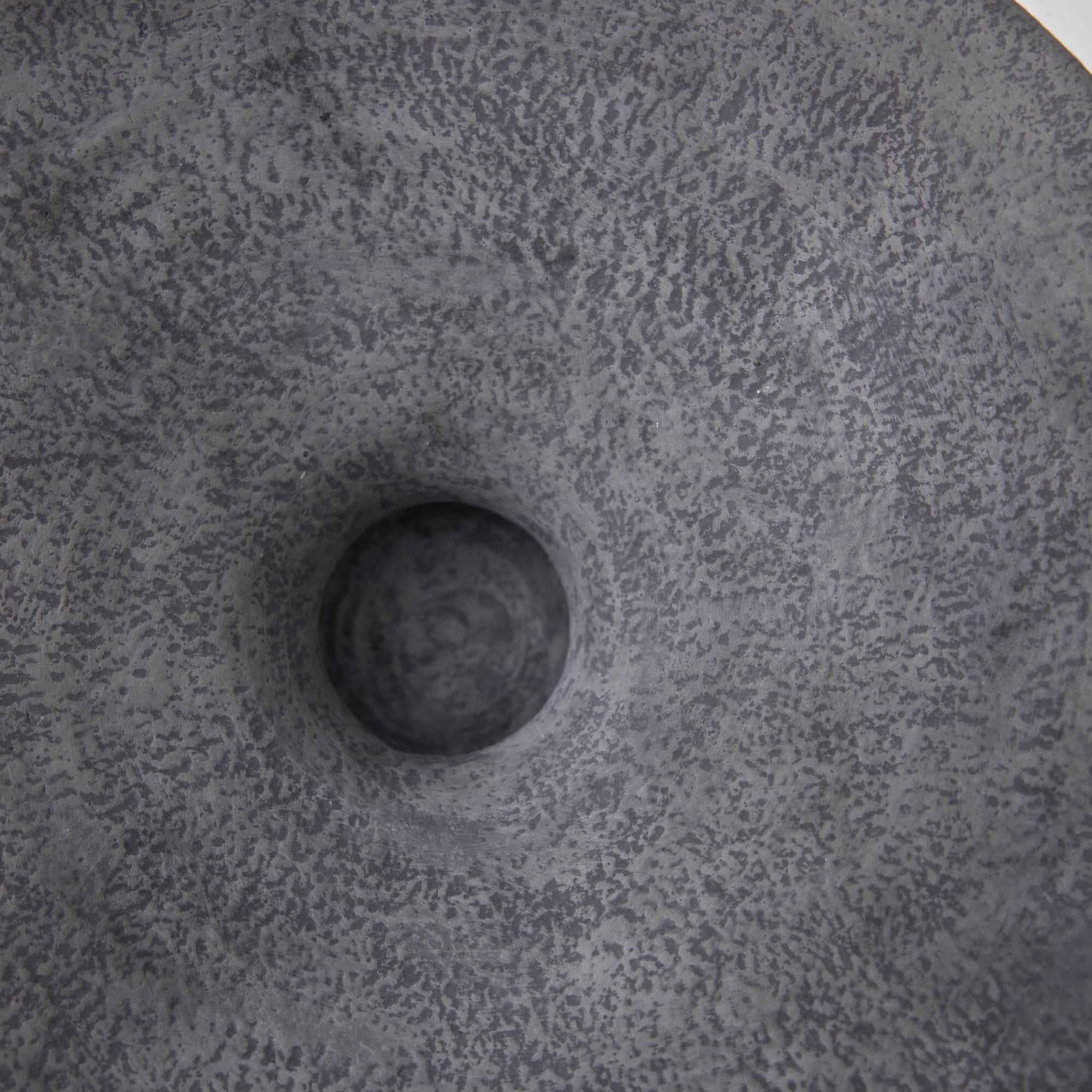 Shown in Graphite finish