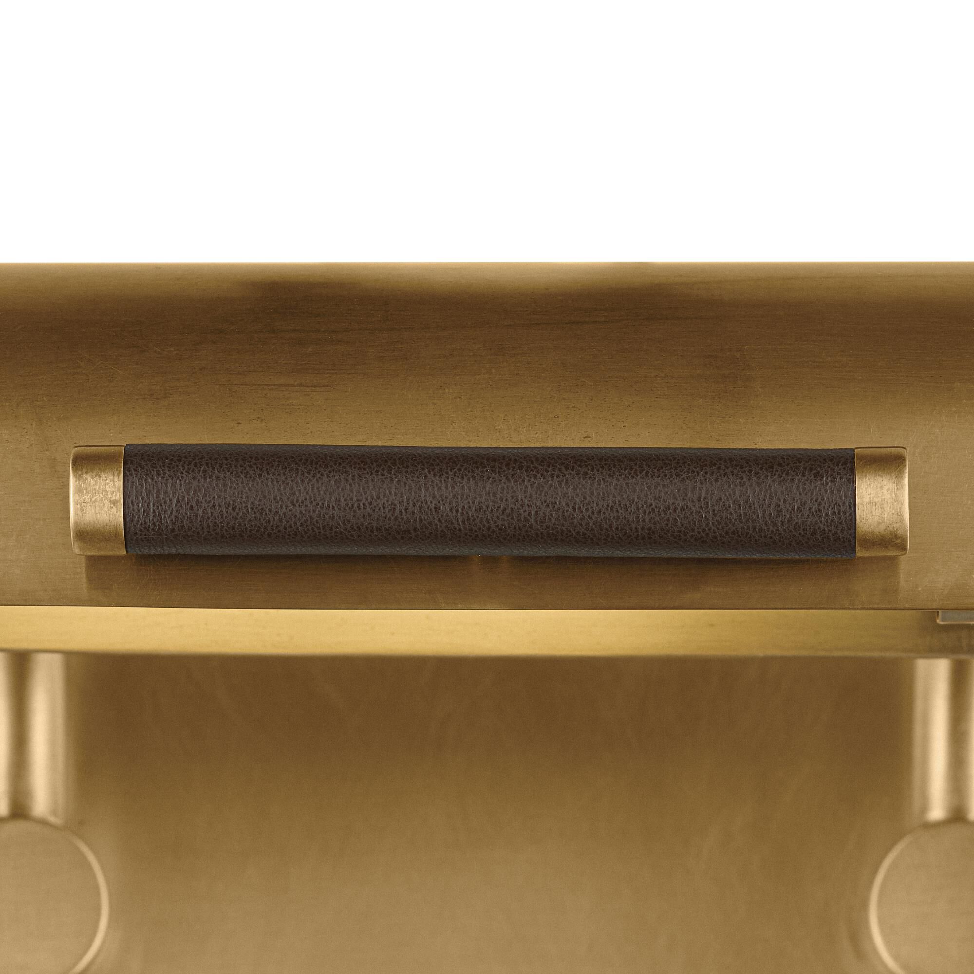 Shown in Lacquered Brass finish and Metal shade