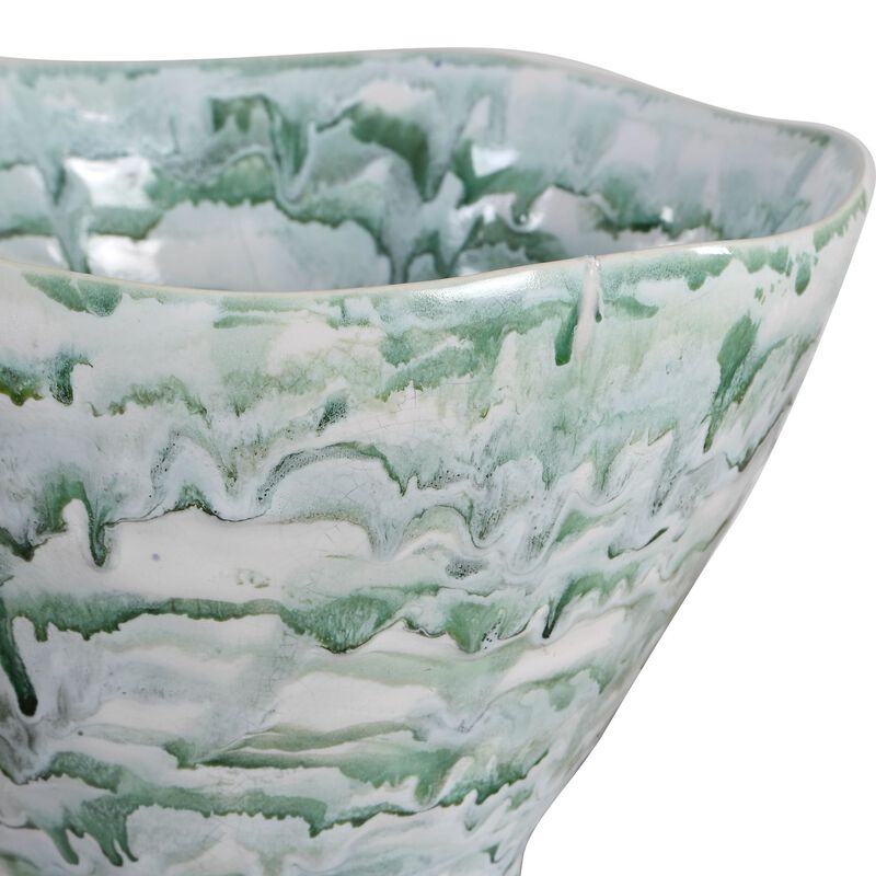 Jameis Vase by Uttermost