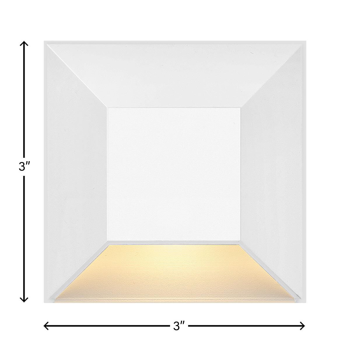 Hinkley Lighting Nuvi 1 Watt LED Deck Light