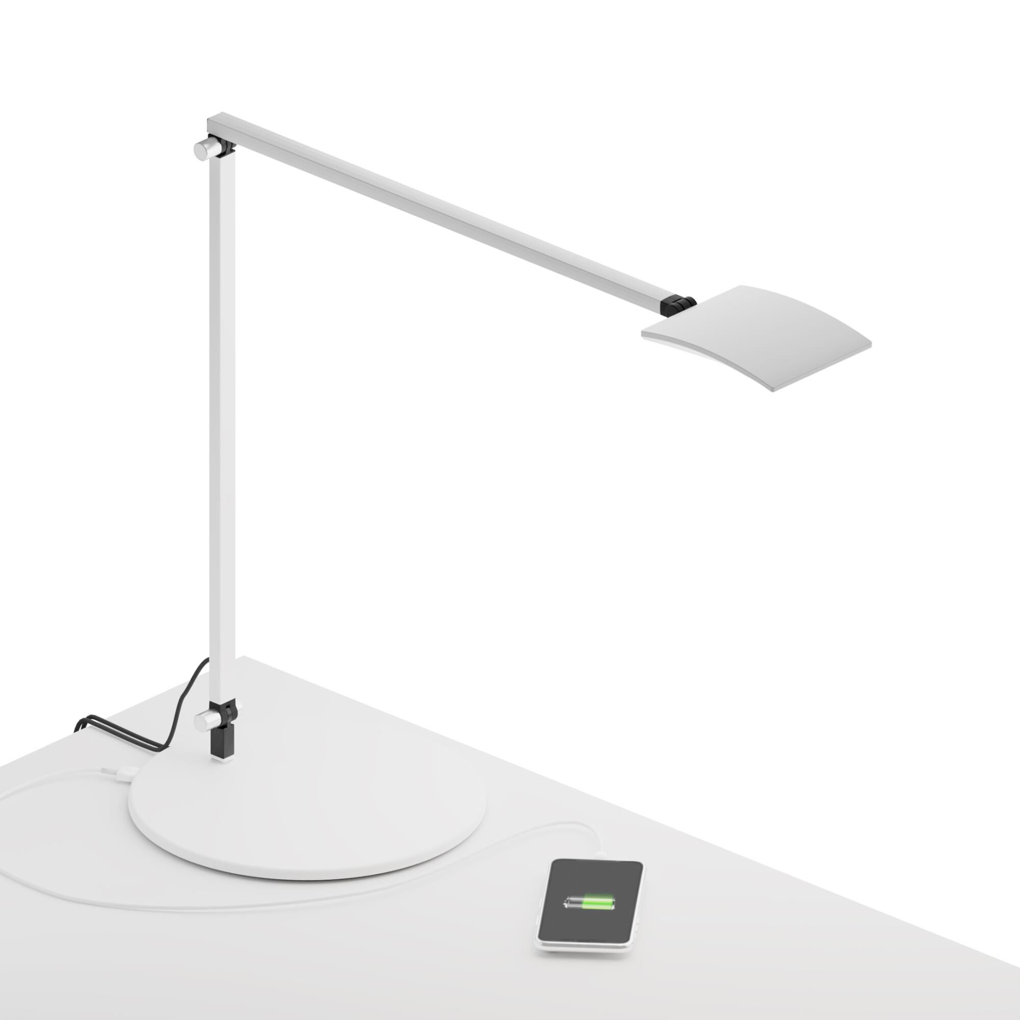 Peter Ng Mosso 21 Inch Desk Lamp by Koncept