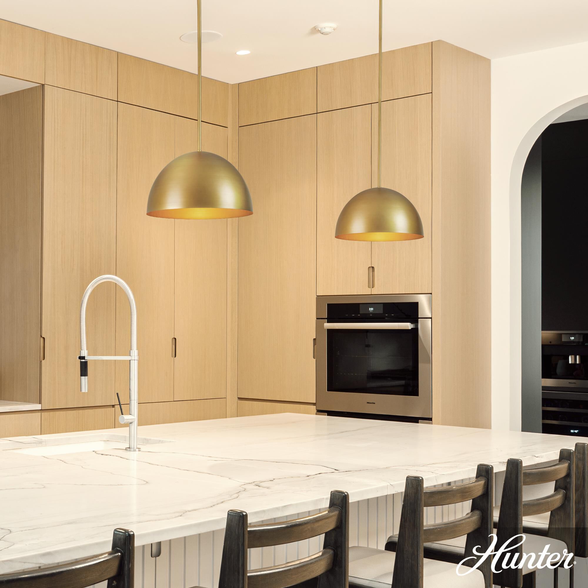 Shown in Luxe Gold finish