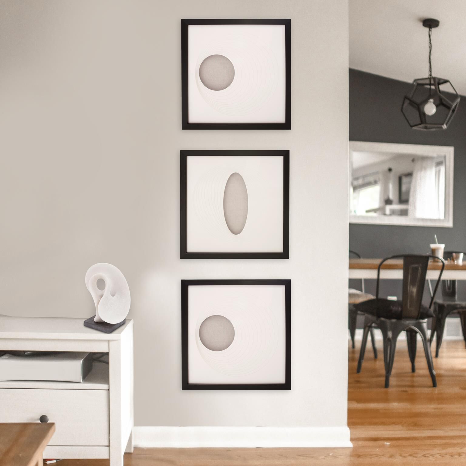 Shown in Paper finish