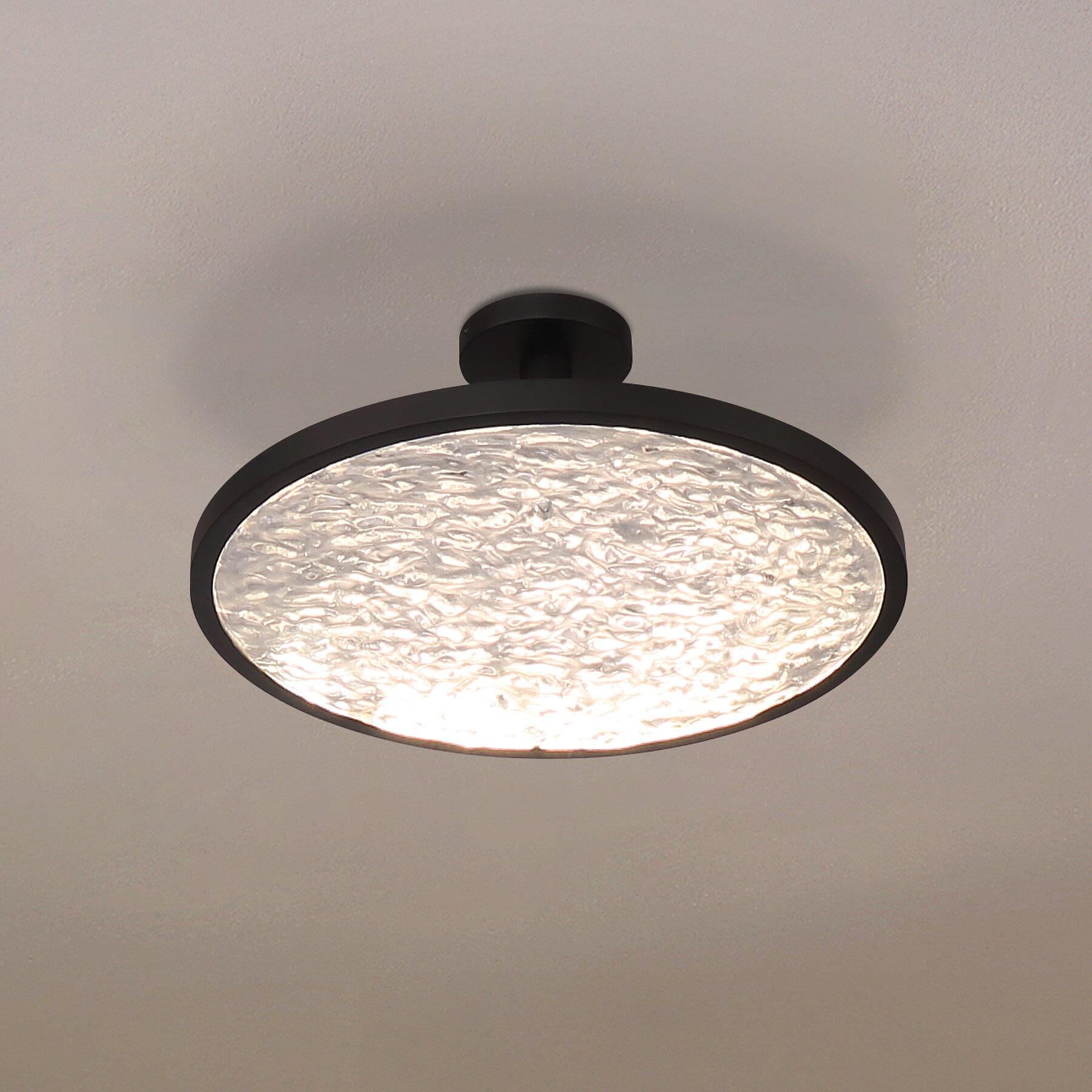 Shown in Textured Black finish and Clear Water glass