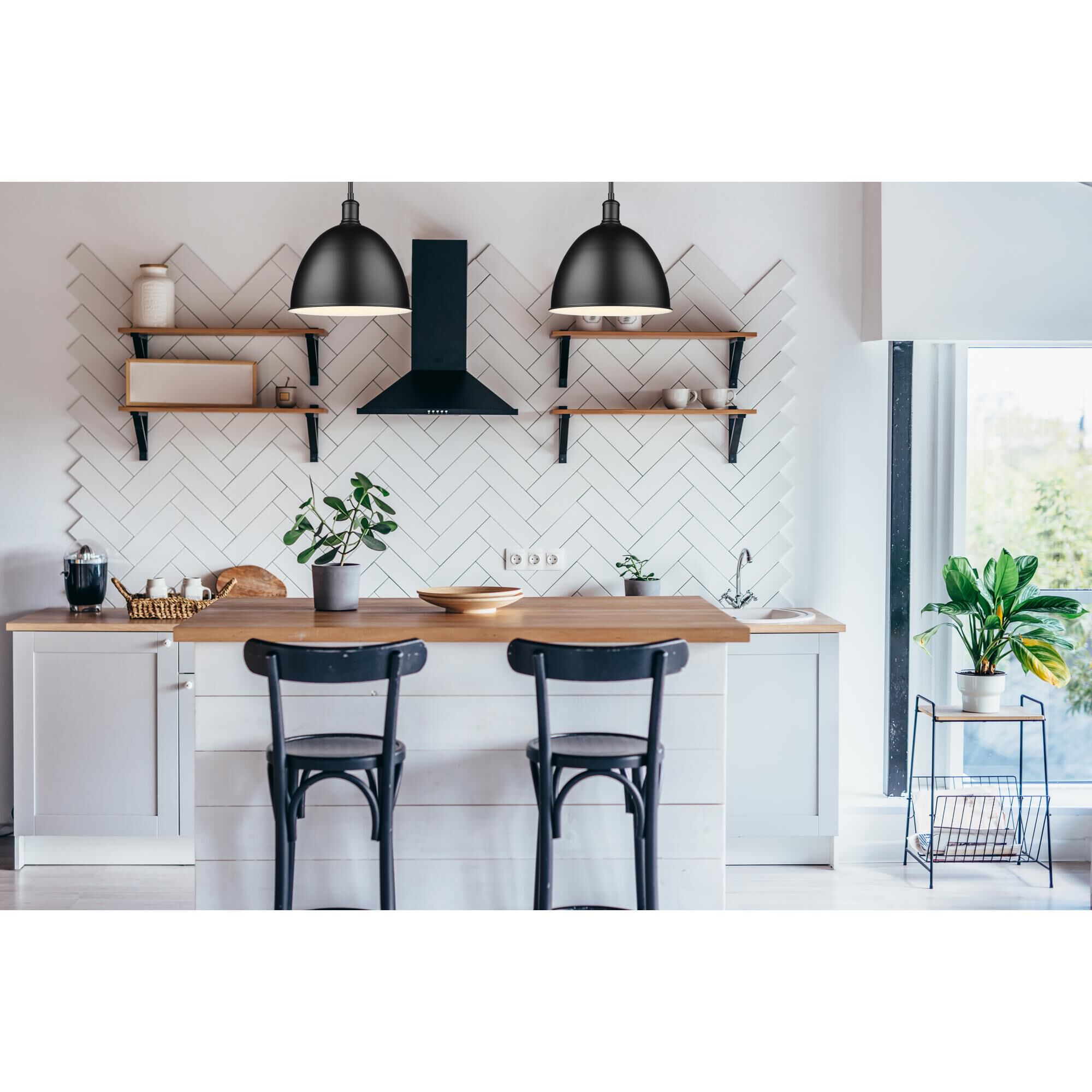 Shown in Matte Black finish and Matte Black glass and Matte Black shade