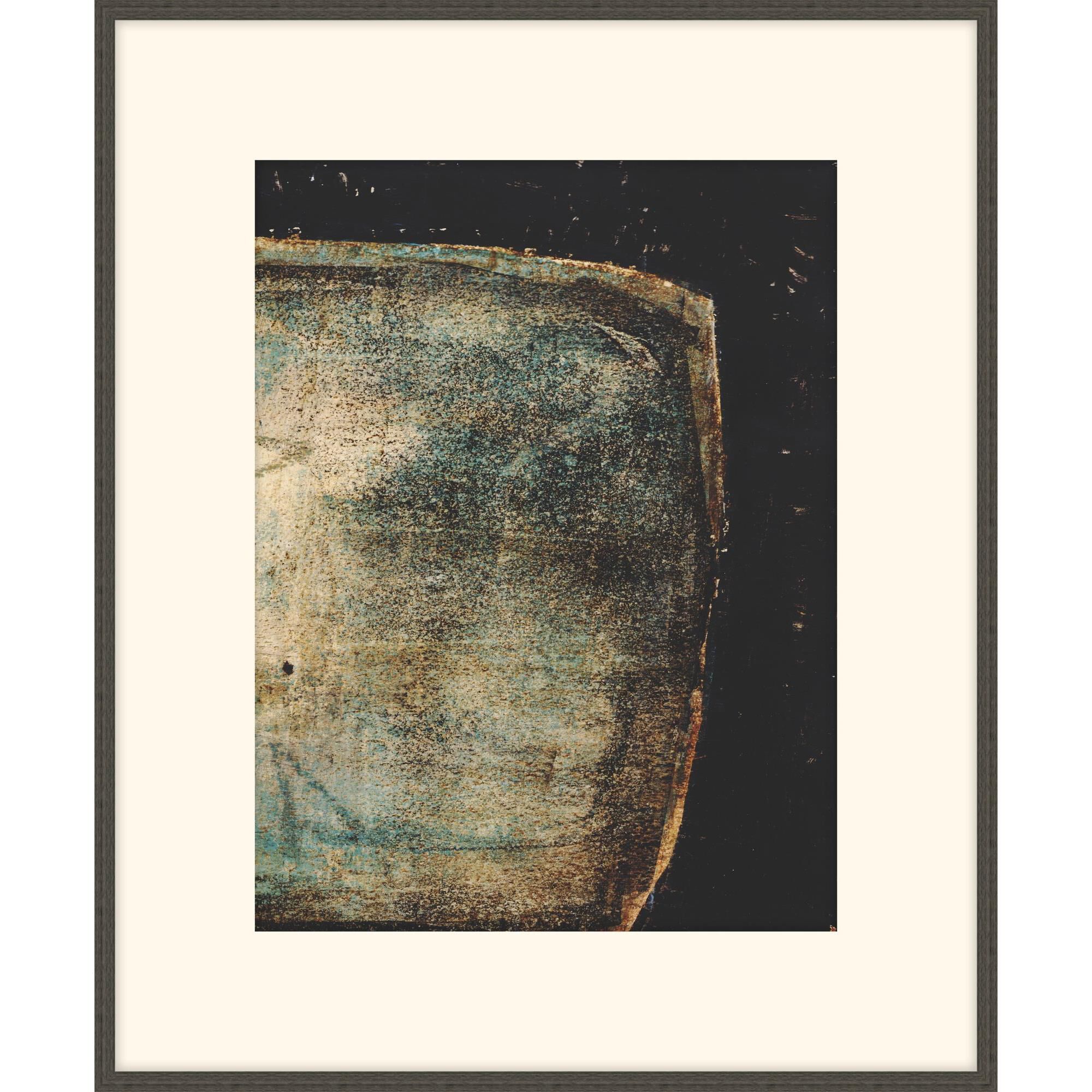 Shown in Grey and Woodtones finish