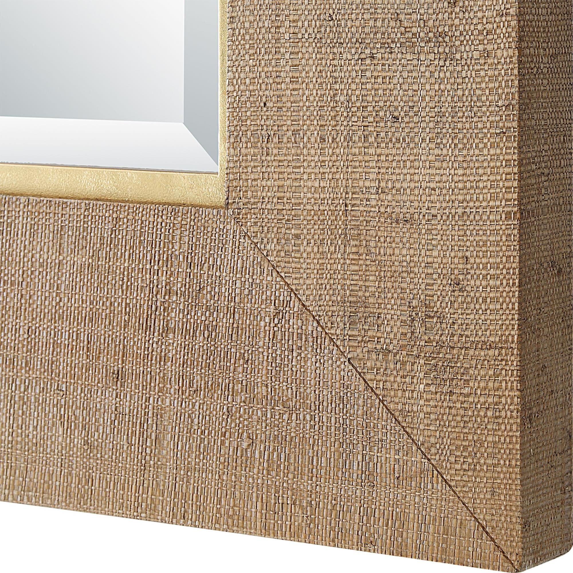 Shown in Grass Cloth finish