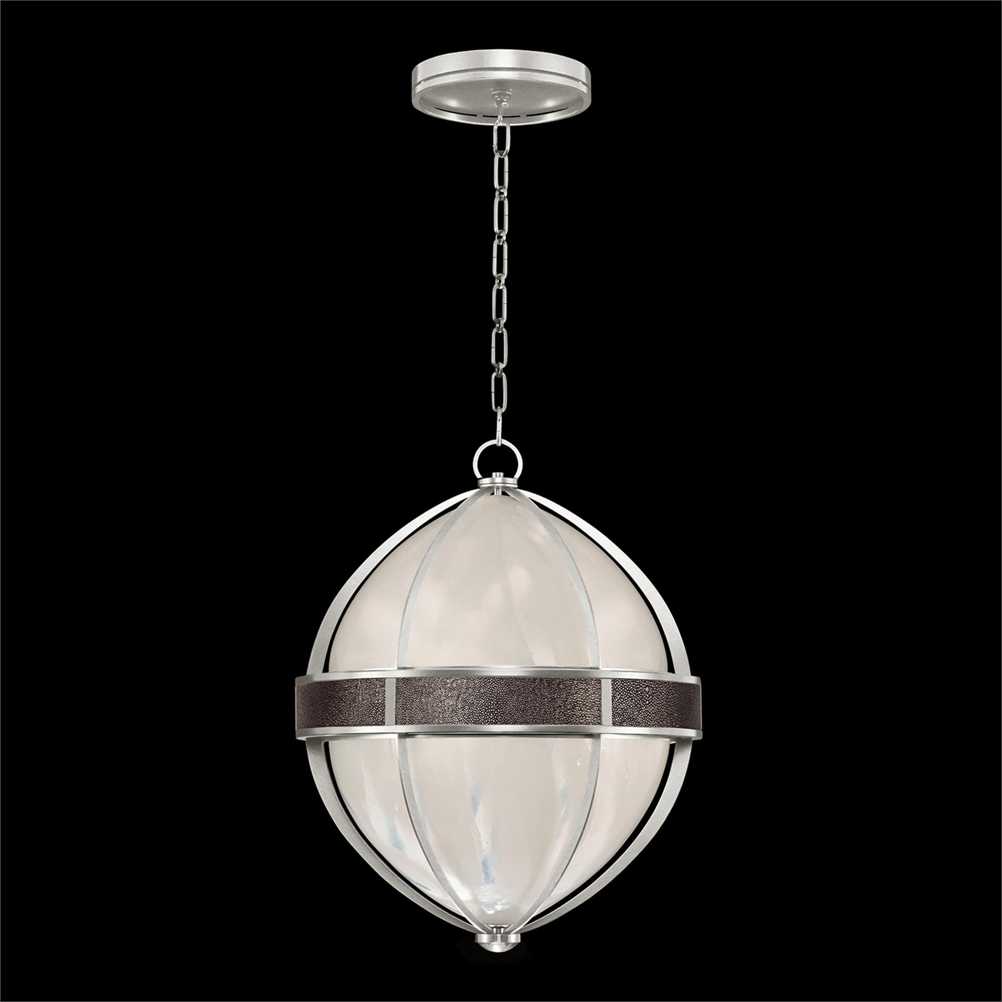 Shown in Silver Leaf and Nickel  finish and Pebble accent