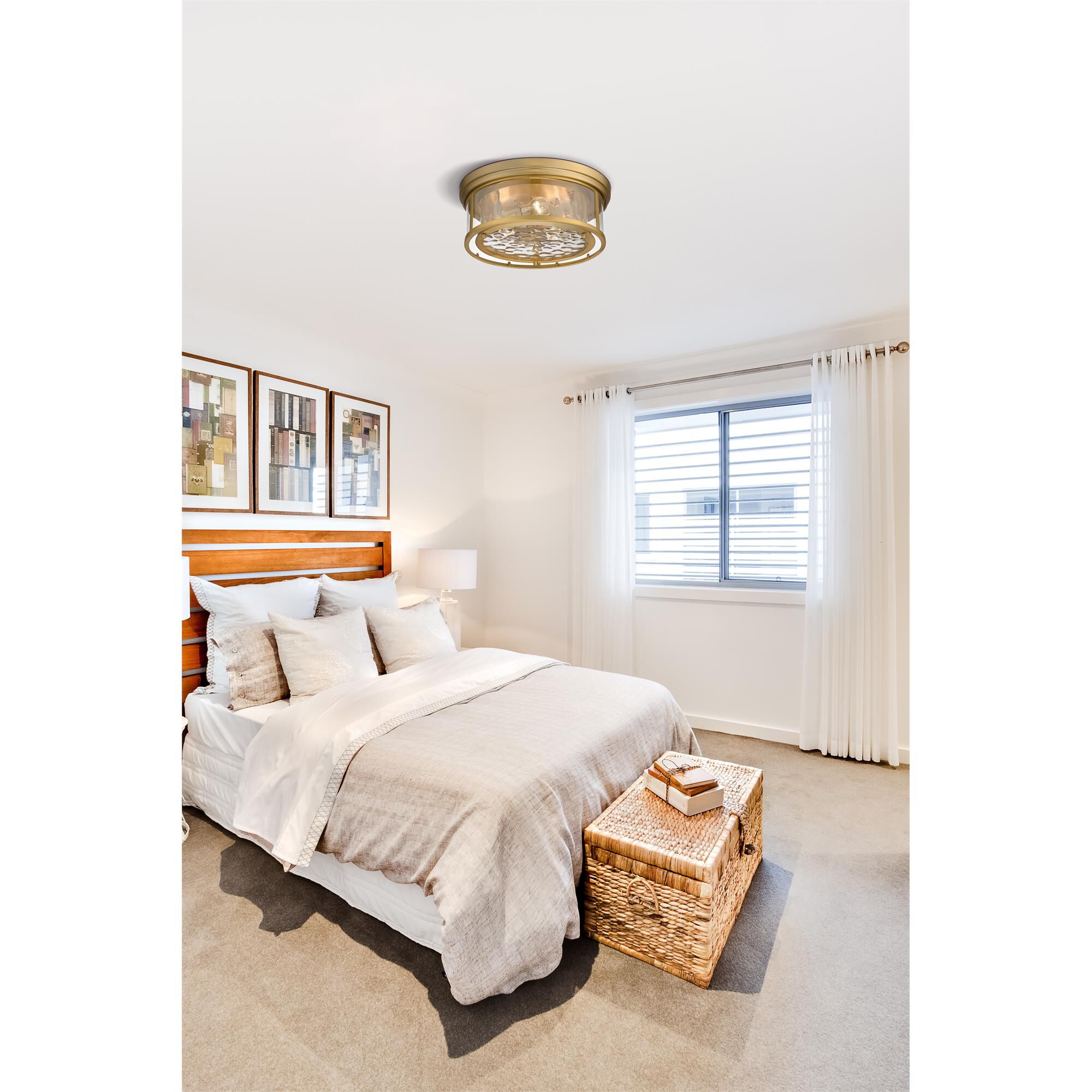Shown in Olde Brass finish and Inner Clear Water and Outer Clear glass and No Shade shade