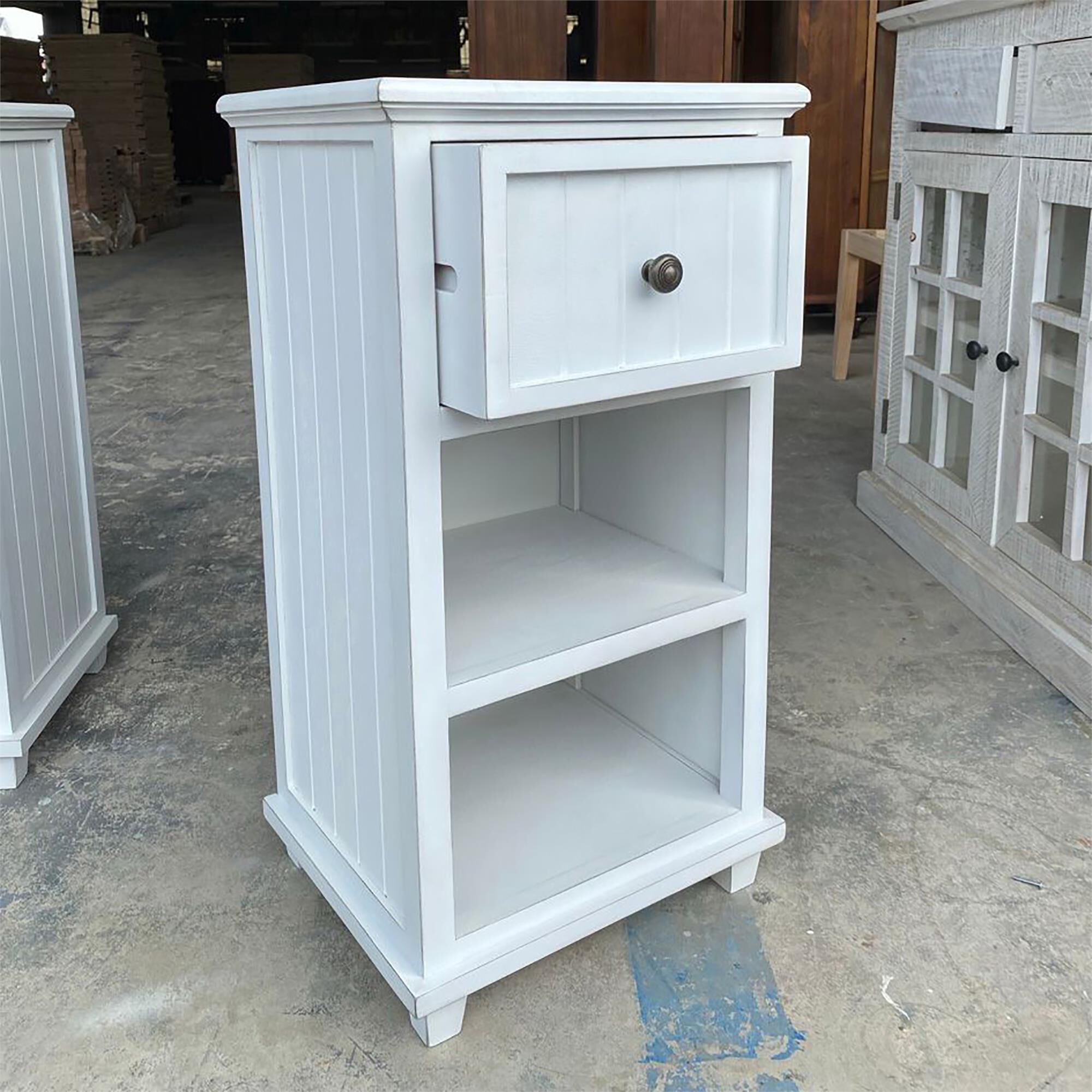 Shown in Egg Shell Painted finish