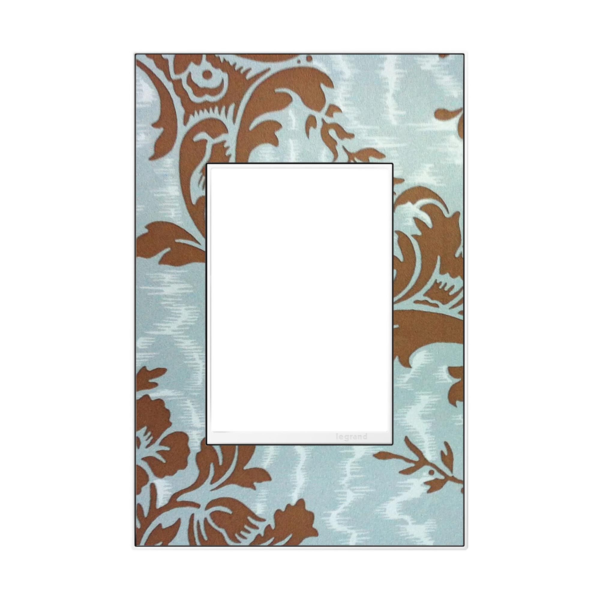 Shown in Magnesium finish