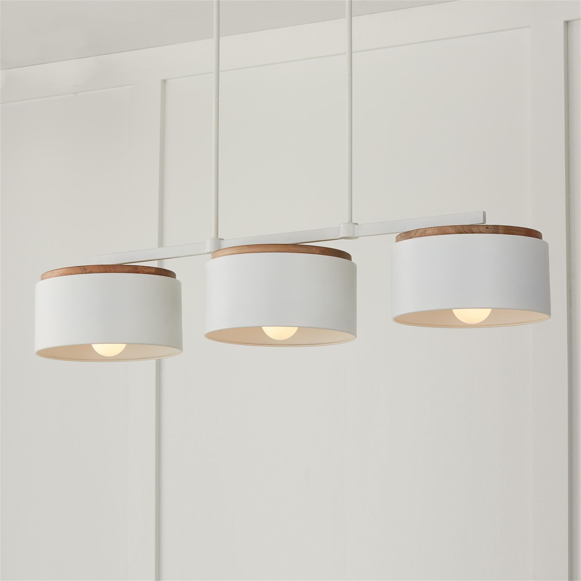 Shown in Light Wood And White finish and Matte White Metal shade