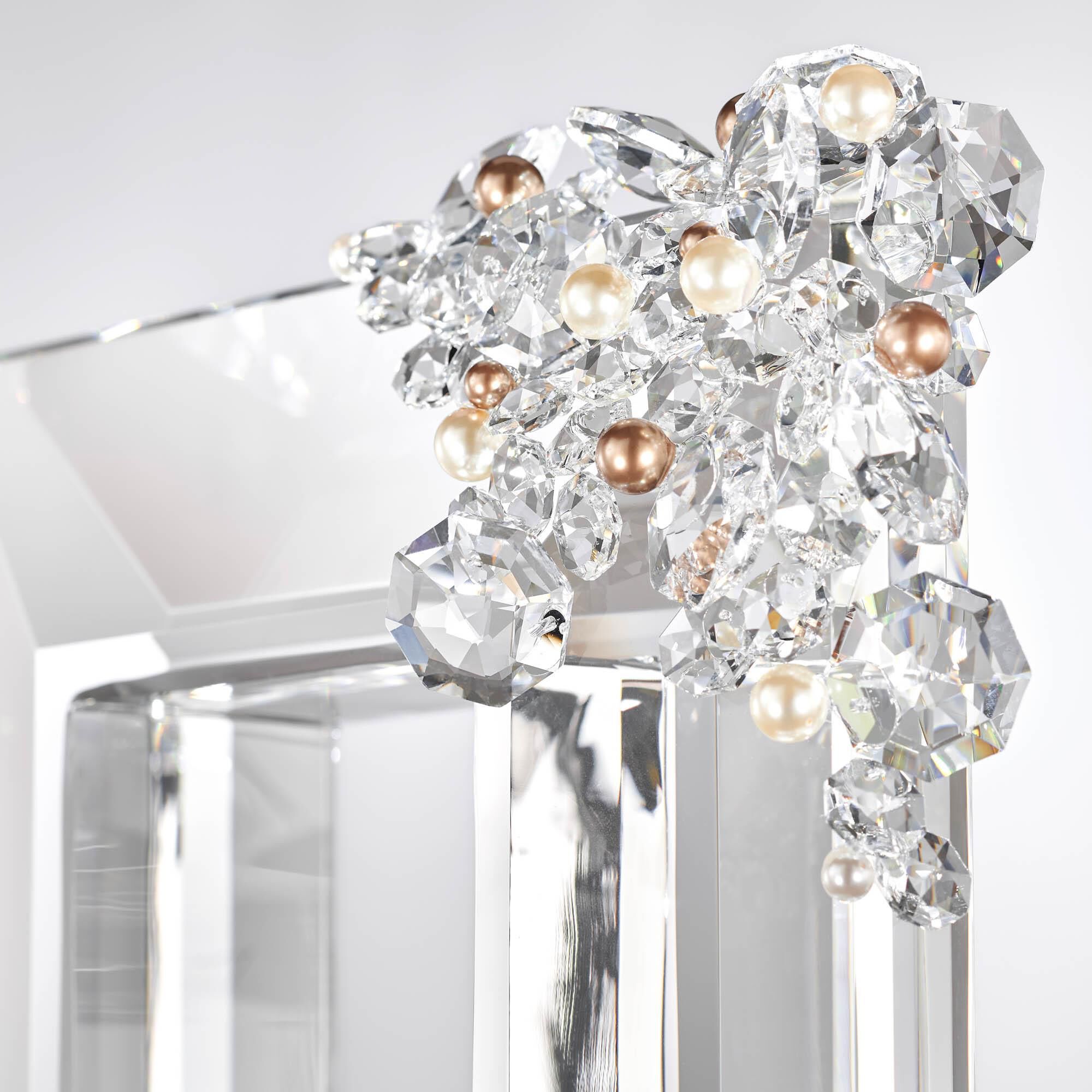 Shown in Polished Chrome finish and Radiance crystal and Crystal glass
