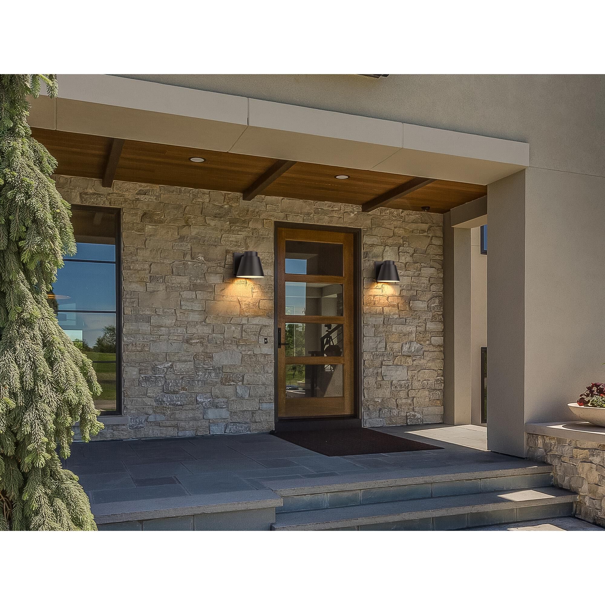 Shown in Oil Rubbed Bronze finish and Sandblast Aluminum shade