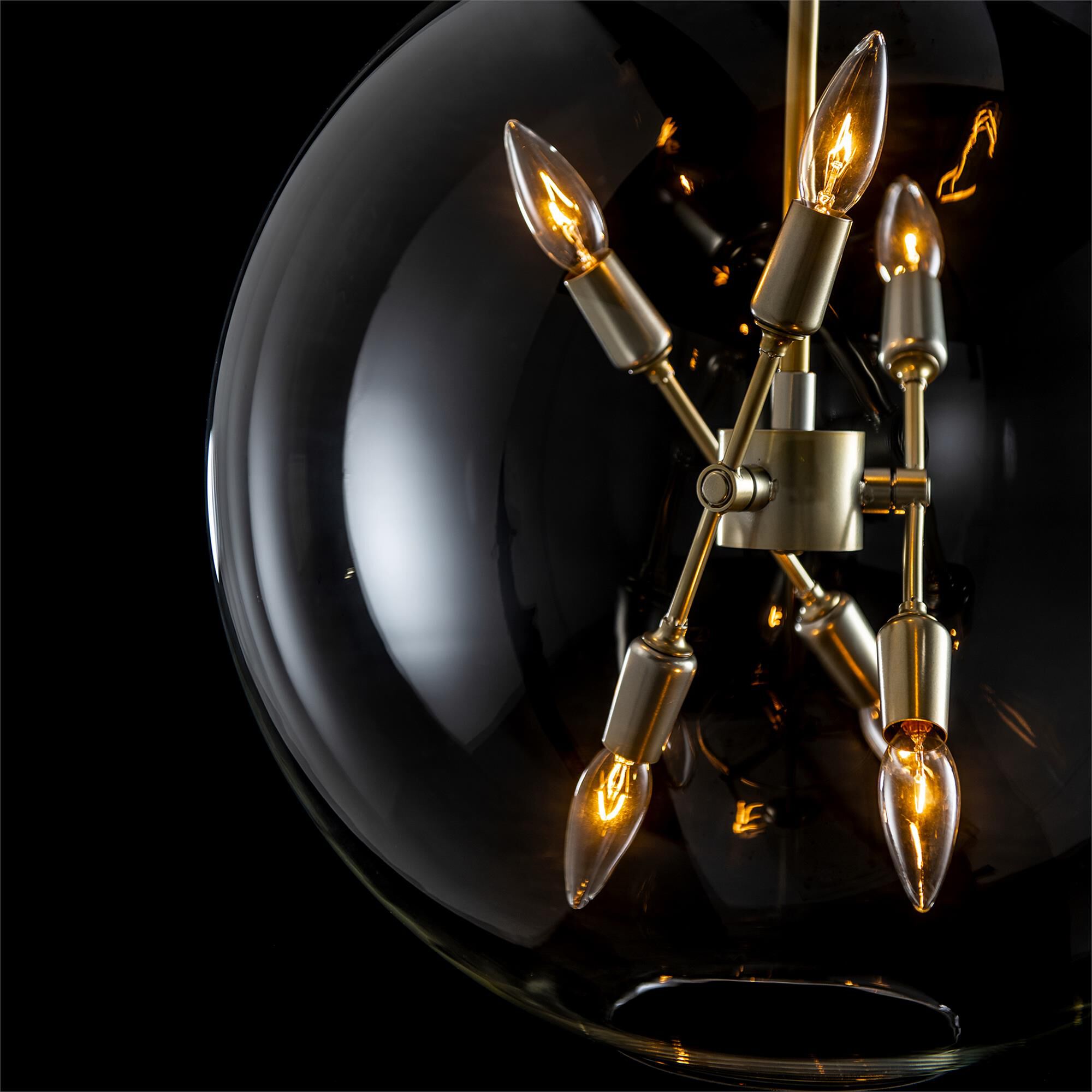 Shown in Modern Brass finish and Clear glass