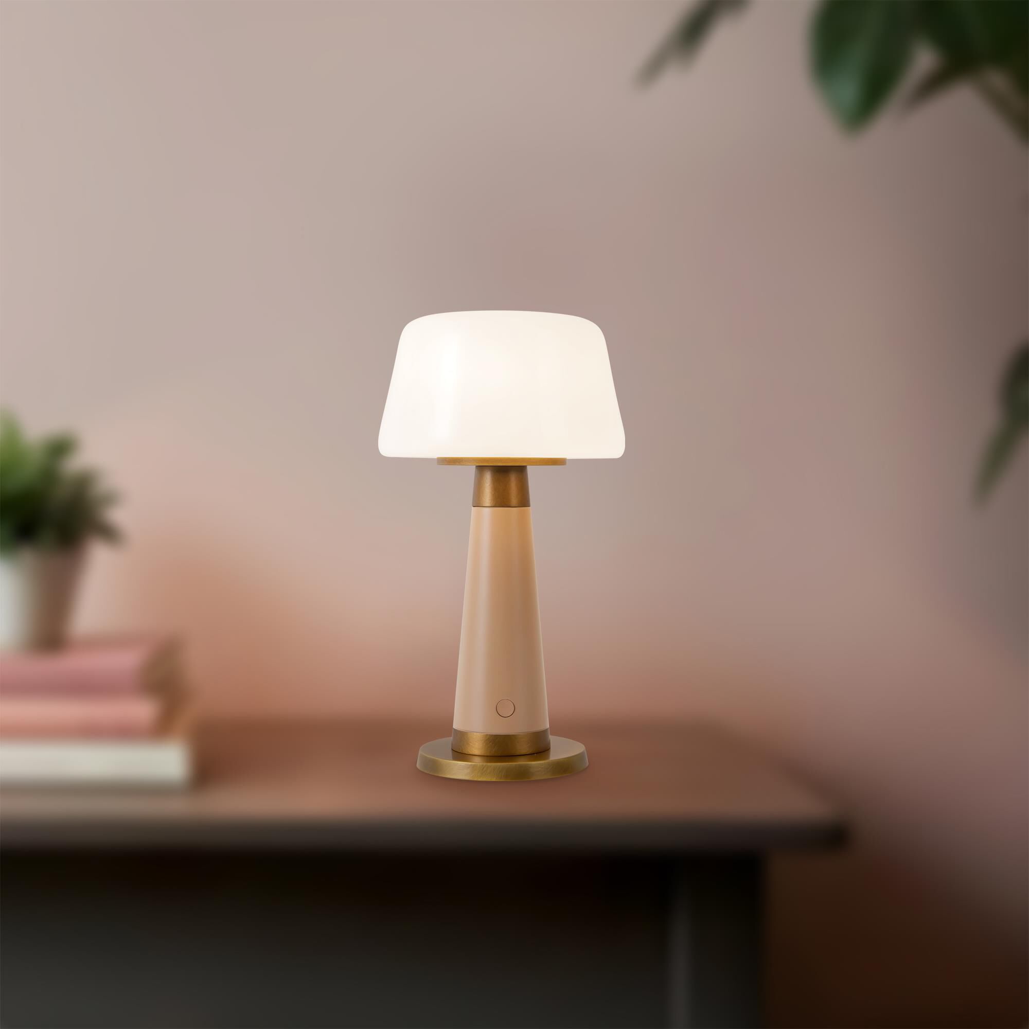 Shown in Peach finish and Opal glass