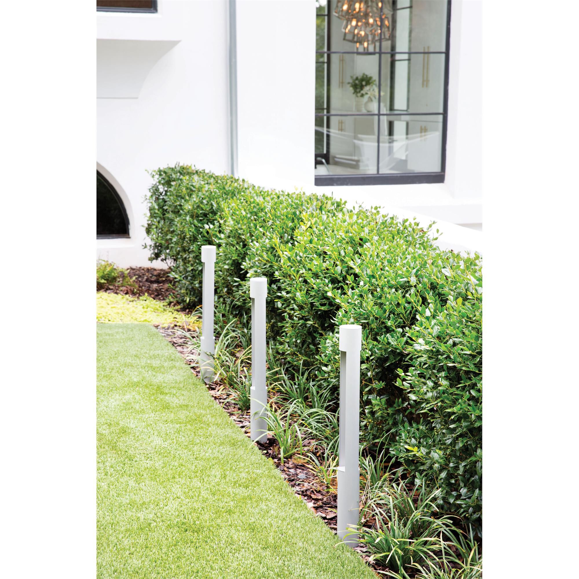 Atlantis 30 Inch Bollard,