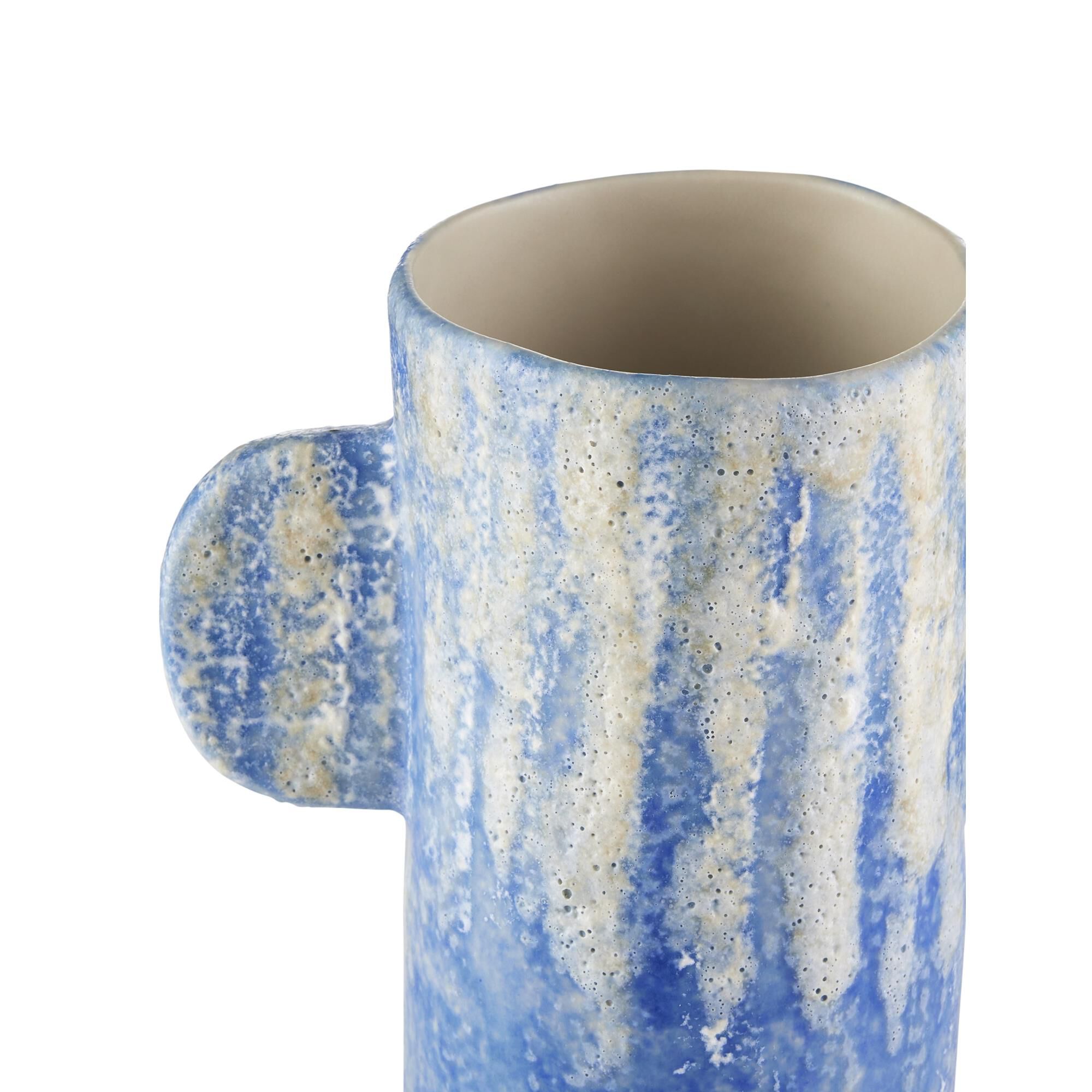 Shown in Blue/White finish